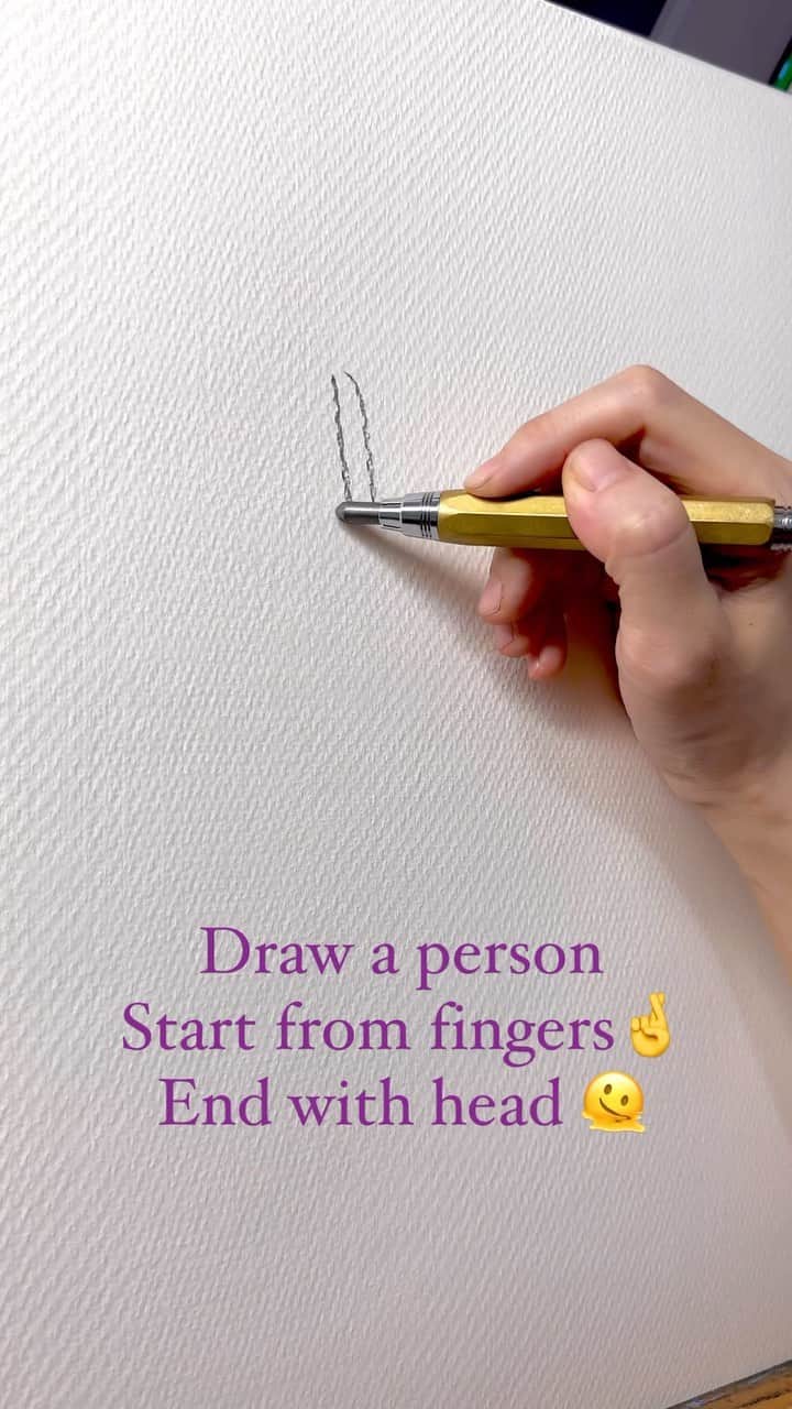 門小雷のインスタグラム：「Trying to draw a person starting from fingers 🫰」