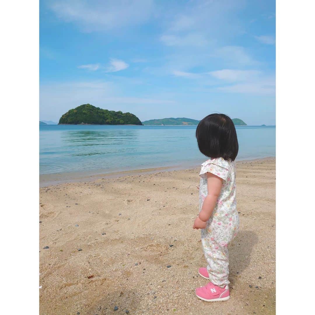 矢田部ゆかのインスタグラム：「2023GW山口帰省🏝☀  ✦子どもの頃よく遊んでた近所の海に行ったり🌊  ✦甥っ子＆姪っ子たちと毎日遊んだり👦👦👧  ✦お庭でBBQをしたり🍖  娘のごはんは妹が姪っ子の分のついでに用意してくれたから私はラクチンでした🤫💕  自然いっぱいの地元最高🙈」