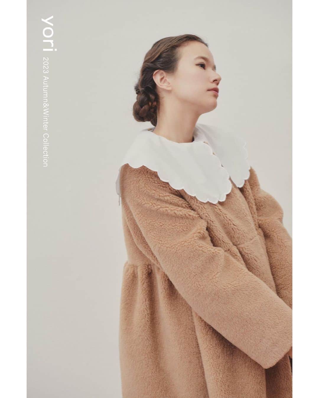 yoriのインスタグラム：「*2023AW先行受注会開催決定！*  この度、2023 Autumn&Winter Collection先行受注会の開催が 決定いたしました！  ご予約は5/31 pm12:00～と なっております。数量限定となって おりますので予めご了承ください。  皆様のご来場お待ちしております。  ◾︎大阪  6.21  wed 10:00-17:50  6.22  thu  10:00-17:50  6.23  fri  10:00-15:50  会場 うめきたSHIPホール  ◾︎名古屋  7.5  wed 10:00-17:50  7.6  thu 10:00-17:50  7.7  fri  10:00-15:50  会場 JP TOWER Hall&Conference  ◾︎東京  7.12  wed 10:00-17:50  7.13  thu 10:00-17:50  7.14  fri  10:00-15:50  会場 東京ミッドタウン・カンファレンス room 5+6  ※各50分入替制 ※同伴者1名様までご入場可（お子様は同伴者に含まれません。）  詳細はyori online shopの informationにてご確認ください。  #yori_japan」