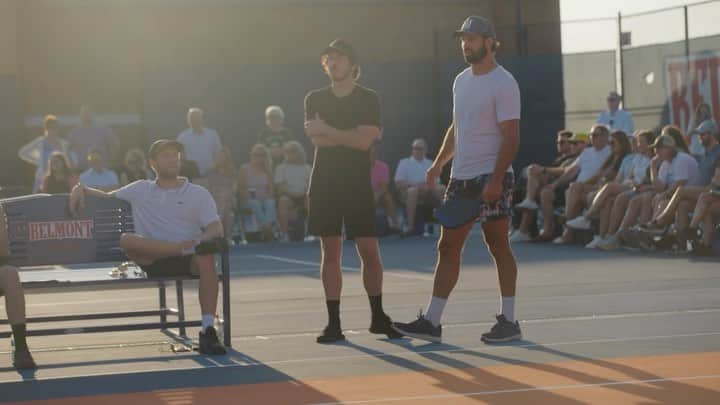 エリック・デッカーのインスタグラム：「I had a great time participating in the Wishful Dinking Pro-Celebrity Pickleball Tournament earlier this month! Money raised went to Make-A-Wish Middle Tennessee」