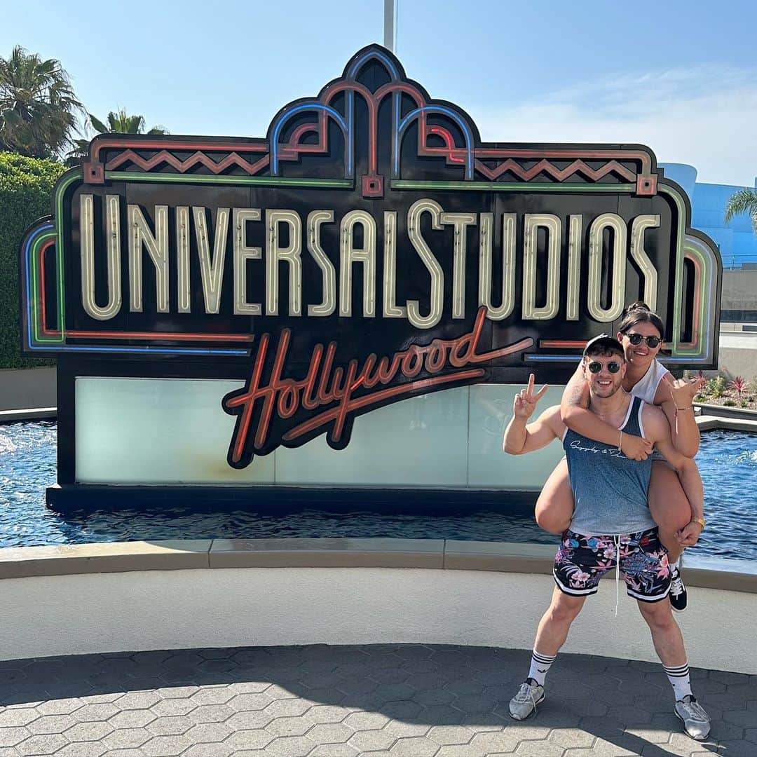 ウィル・オスプレイのインスタグラム：「Making the most of the time we got in California !!」