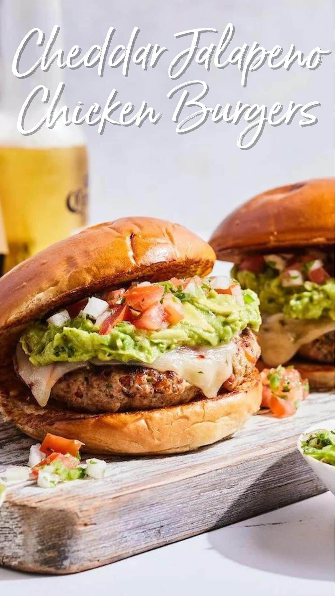 Gaby Dalkinのインスタグラム：「Burgers = my summer love language!!! This chicken cheddar burger with guacamole is one of my all time favorites and I’m kicking off summer today!! Full recipe on https://whatsgabycooking.com/80-best-chicken-recipes/ linked in my bio」