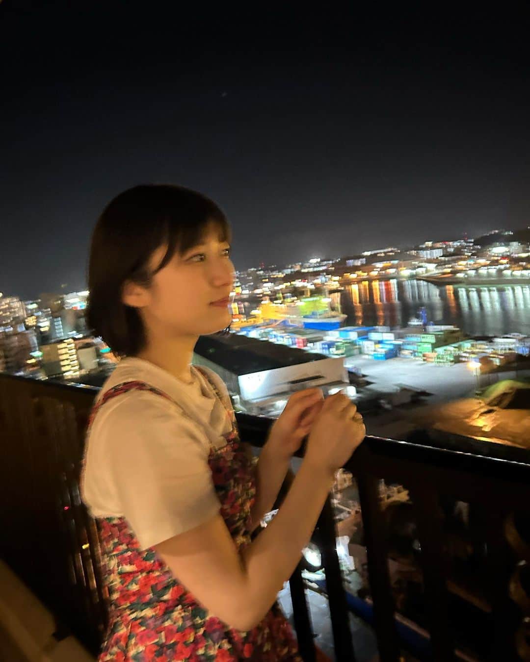 吉田華恋のインスタグラム：「3月に沖縄旅行行ったんだー！ 一泊二日、最高の旅でした🏝️  これはホテル @loisirhotel で撮った写真🍹」