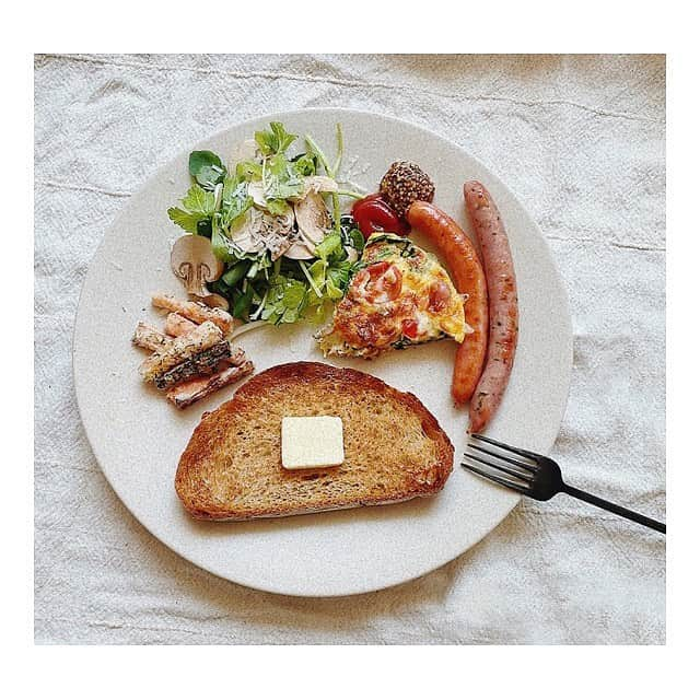 船曳ひろみさんのインスタグラム写真 - (船曳ひろみInstagram)「いつかの朝ごはん  #Piごはん🍴」5月23日 9時59分 - hiromi_funabiki