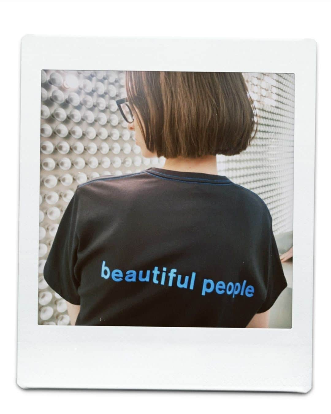 ビューティフルピープルさんのインスタグラム写真 - (ビューティフルピープルInstagram)「#Simplebutbeautiful⁠ #beautifulpeople⁠ ⁠ Superior Cotton T-shirts collection ⁠ ⁠ About SUVIN PIMA COTTON / ⁠ ビューティフルピープルの定番カットソー素材である『スビンピマ』。しっとりとした肌触りが特徴のスビン、ハリのある質感が特徴のピマコットン。相反する２つの特徴を掛け合わせることで、唯一無二なカットソー。贅沢に太番手の糸を使用することで、厚手ながら素材の特徴からくる繊細な見え方に。1枚で着用しても透けにくい程良い肉感が特徴です。⁠ ⁠ A glossy material blended with moist SUVIN Cotton and PIMA Cotton. Thick but delicate texture by weaving with thick yarn.⁠ Moderate fleshiness that is not see-through even in white color.⁠ ⁠ ※一部の商品は5/25以降の入荷になります。⁠ ＿＿＿⁠ ⁠ beautiful people Spring/Summer 2023 is now available in stores and on www.beautiful-people.jp⁠ ⁠ ■ 青山店⁠⁠ 東京都港区南青山3-16-6⁠⁠ ⁠⁠ ■ 新宿伊勢丹店（ @restyle_tokyo_isetanmitsukoshi ）⁠⁠ 東京都新宿区新宿3-14-1 伊勢丹新宿店本館2階⁠⁠ TOKYOクローゼット/リ・スタイルTOKYO⁠⁠ ⁠⁠ ■ 渋谷PARCO店（ @parco_shibuya_official ）⁠⁠ 東京都渋谷区宇田川町15-1 渋谷パルコ 2F⁠⁠ ⁠⁠ ■ ジェイアール名古屋タカシマヤ店（@style_and_edit_nagoya ）⁠⁠ 愛知県名古屋市中村区名駅1丁目1番4号 ジェイアール名古屋タカシマヤ4階　モード＆トレンド「スタイル＆エディット」⁠⁠ ⁠⁠ ■⁠阪急うめだ店⁠⁠ (@hankyumode )⁠ 大阪府大阪市北区角田町8番7号 阪急うめだ本店 3階　モード⁠⁠ ⁠ ⁠■⁠Official online store⁠ beautiful-people.jp⁠ ⁠ ■⁠Global online store⁠ beautiful-people-creations-tokyo.com⁠ ⁠ ⁠ #ビューティフルピープル⁠ #creationstokyo⁠ #originality ⁠ #Cotton #Jersey #Tshirts #sheer⁠ #summertops⁠ #最高級超長綿⁠ #bpはとにかく素材が凄い⁠」5月23日 10時03分 - beautifulpeople_officialsite