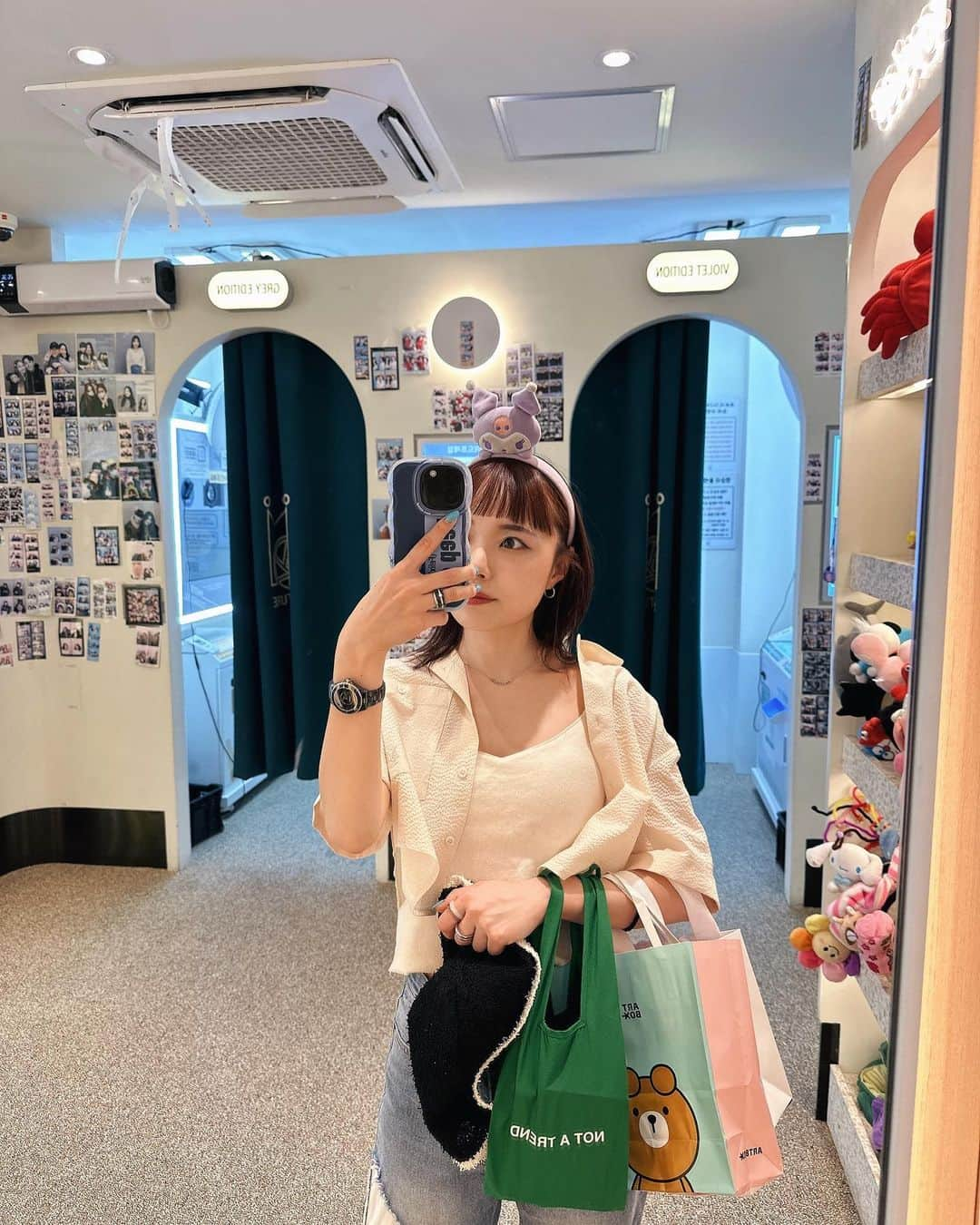 sayocoさんのインスタグラム写真 - (sayocoInstagram)「帰国の事実、受け入れられない🥲💭 またすぐ来なければ✈️🇰🇷💗  至る所にプリクラあって撮ったけど 予想してたより大きいの出て来た😂 そして一枚しか出て来ないね〜ゆうて 外出たら遅めにもう一枚出て来て焦った🤣💫  韓国で空前のサンリオブームすぎて クロミのカチューシャ😈💜  #韓国プリクラ #ソウル女子旅 #sayo_trip」5月23日 10時13分 - sayoco