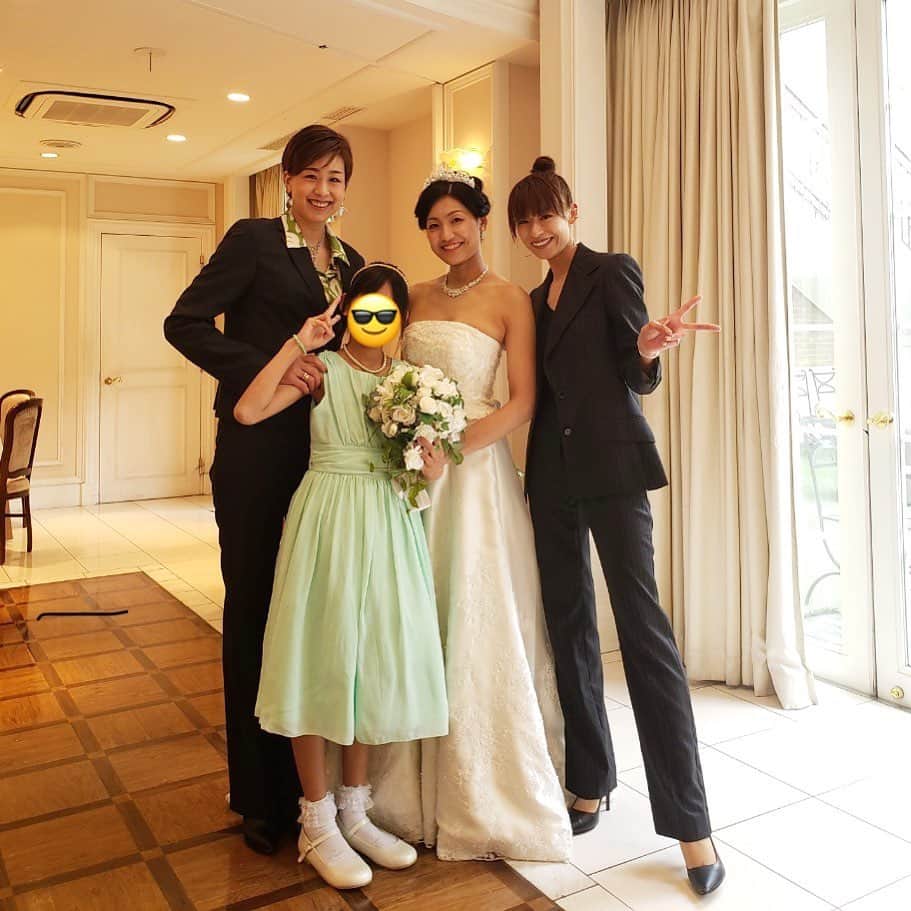 西山由のインスタグラム：「06.04.2023  CÉRÉMONIE DE MARIAGE de ma sœur cadette KEIKI. Félicitations pour votre mariage et tous nos meilleurs vœux pour toujours !!」