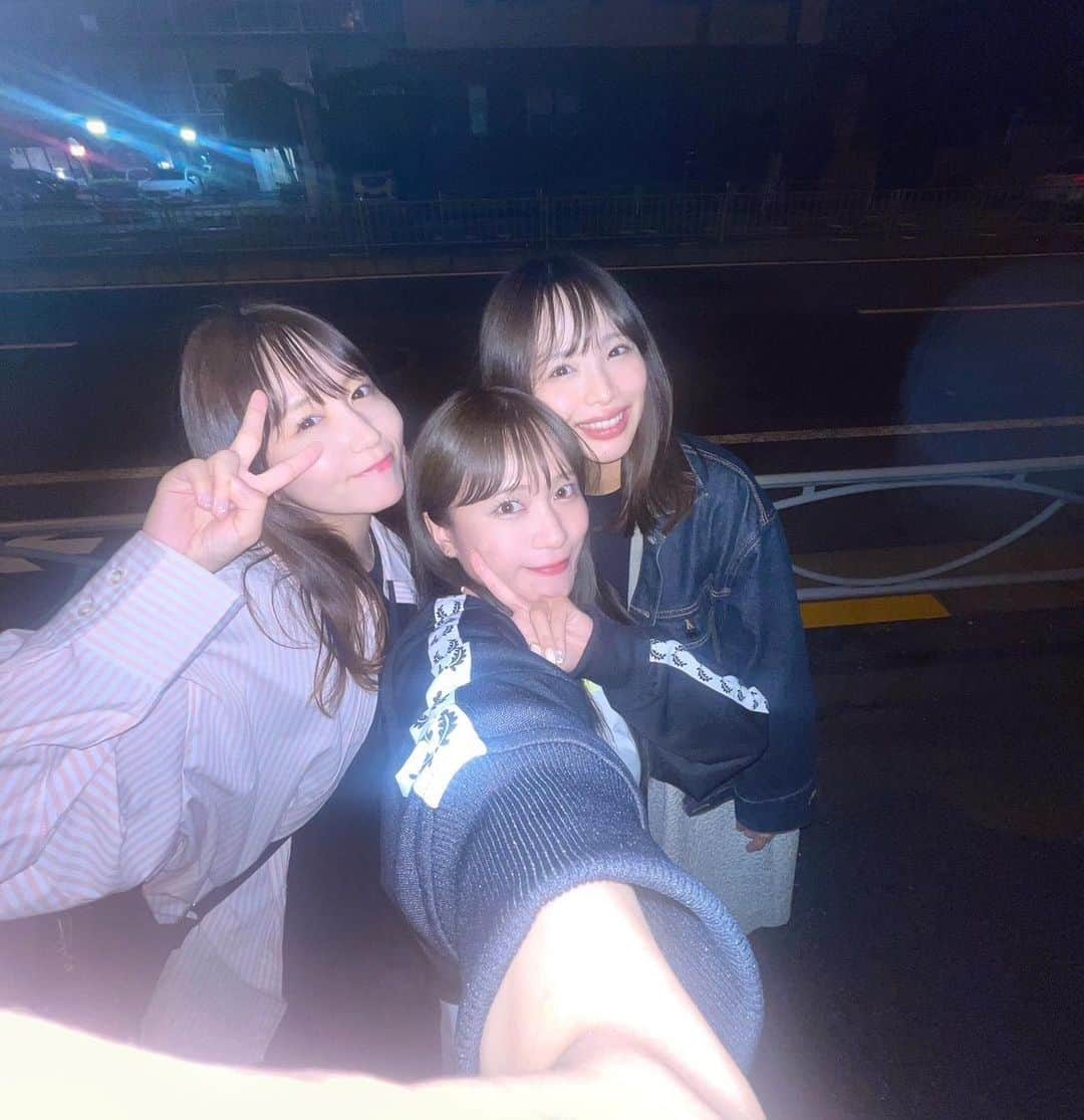 大場美奈のインスタグラム：「📷 　 SKE48の近況聞いたり、思い出話したり。 まきちゃんから結婚のお祝いもらったり。 まきちゃんにたくさん写真撮ってもらったり。 　 かおたん、頑張ってね👶🏻 みくりちゃんに会えるの楽しみ〜☺️」