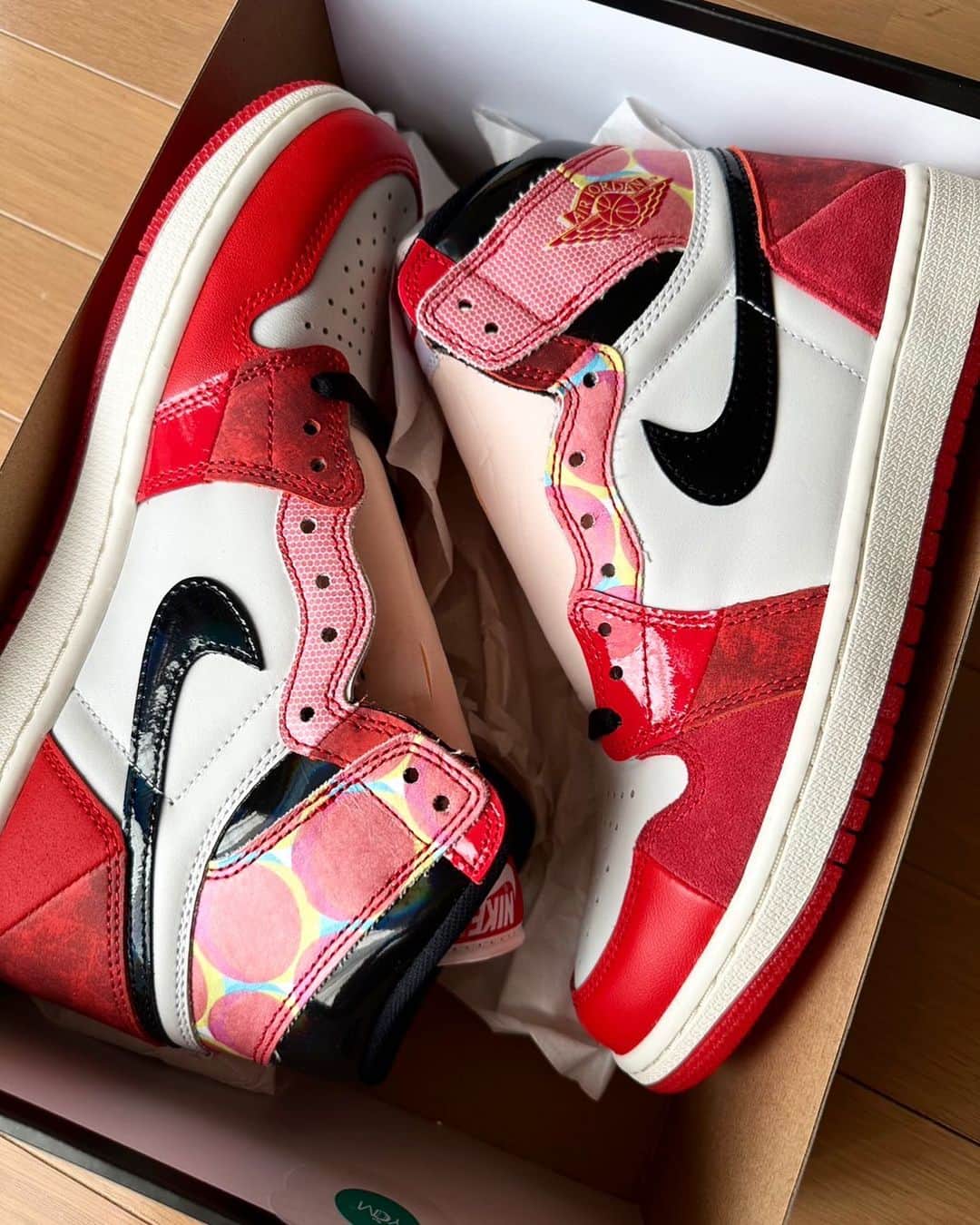 のインスタグラム：「👌👌👌  #redspiderkicks  #今年22足目」