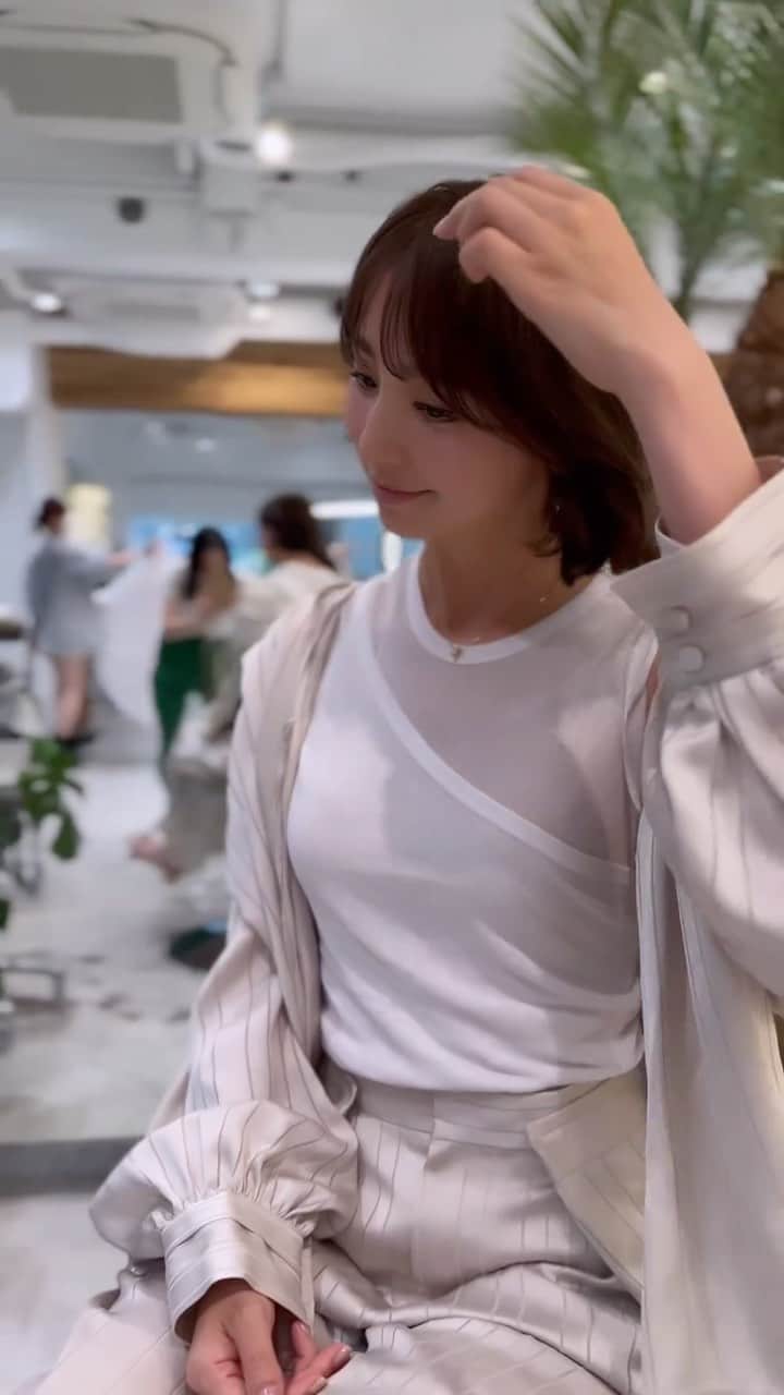 篠田麻里子のインスタグラム：「@eri_miyamoto2394   頭軽くなった🥺😘」
