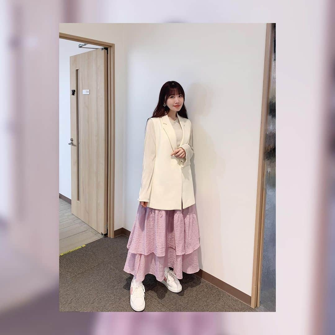 桜野羽咲のインスタグラム：「☁️ ⁡ ⁡ ⁡ ⁡ ⁡ ParAvion シアーフリルボリュームスカート ⁡ ふわふわで可愛い これからの季節に大活躍(´っ•ω•ｃ`)💐 ⁡ ⁡ ⁡ ⁡ ⁡ ⁡ ⁡ ⁡ ⁡ #ParAvion #lumine #ルミネエスト新宿 #パラビオン #購入品紹介 #商品紹介 #おすすめ商品 #春コーデ #春服 #ピンクスカート #大人かわいい #大人カジュアル #zara #prada #liquem #スニーカー女子 #fashionstyle #ootd #instagood」