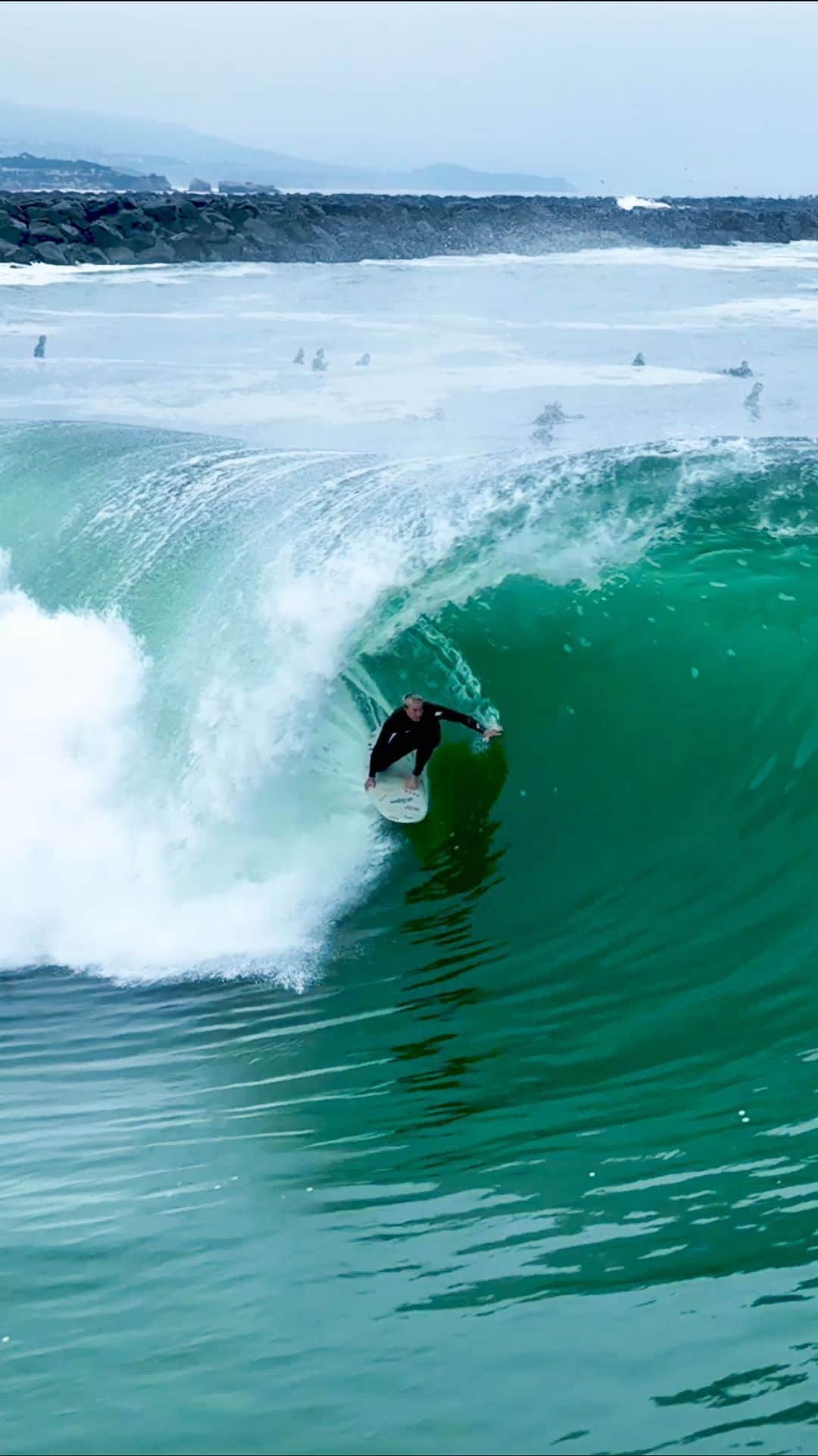 ジェイミー・オブライエンのインスタグラム：「Best wave in California 📈 @jamieobriensurfexperience」