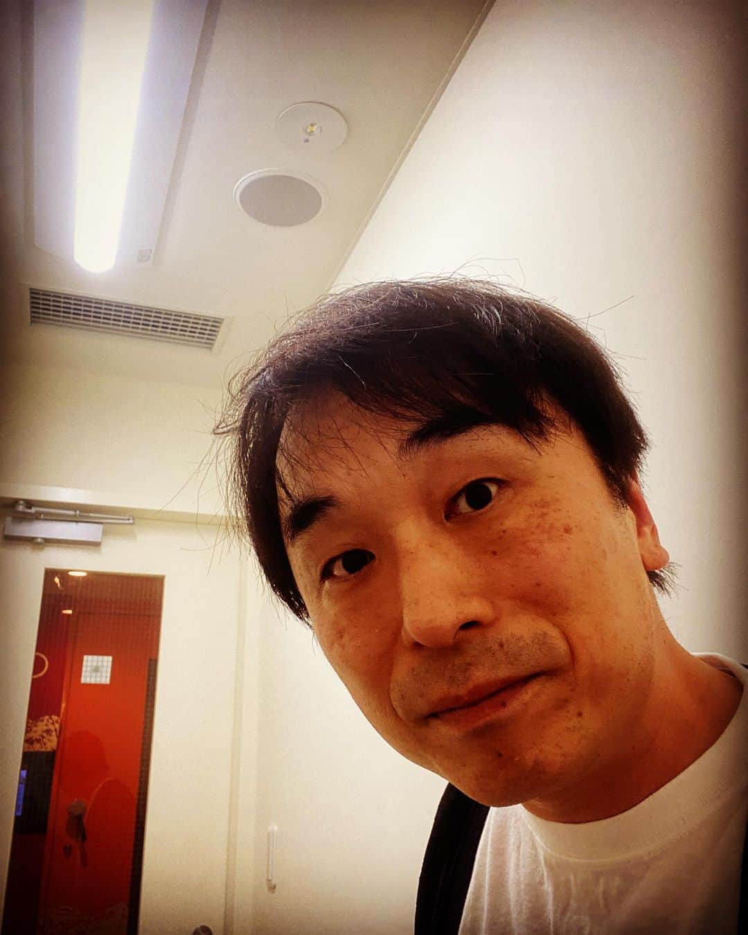 関智一のインスタグラム：「今日もアフレコ🎵」