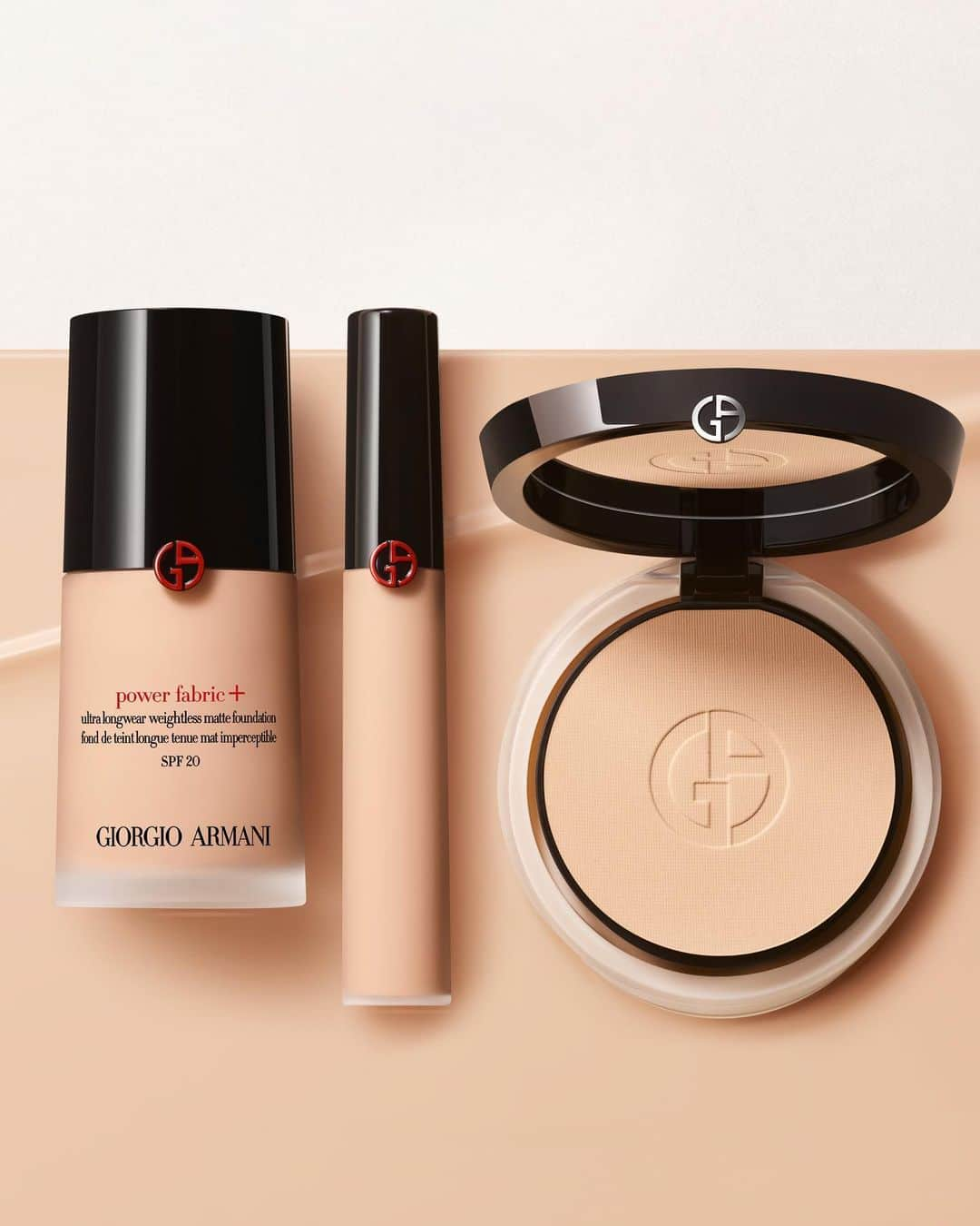 Armani Beautyさんのインスタグラム写真 - (Armani BeautyInstagram)「Essential trio. From POWER FABRIC+ FOUNDATION to POWER FABRIC+ CONCEALER to POWER FABRIC+ SETTING POWDER, discover the power of the range for a flawless finish that reaches new levels of perfection during 24 hours.  #Armanibeauty #PowerFabric #Foundation」5月24日 1時00分 - armanibeauty