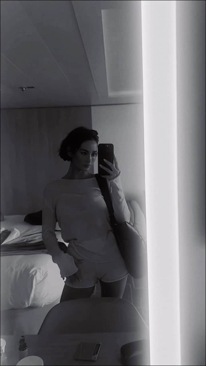 テイラー・ラシェのインスタグラム：「and i know, it's going to be」