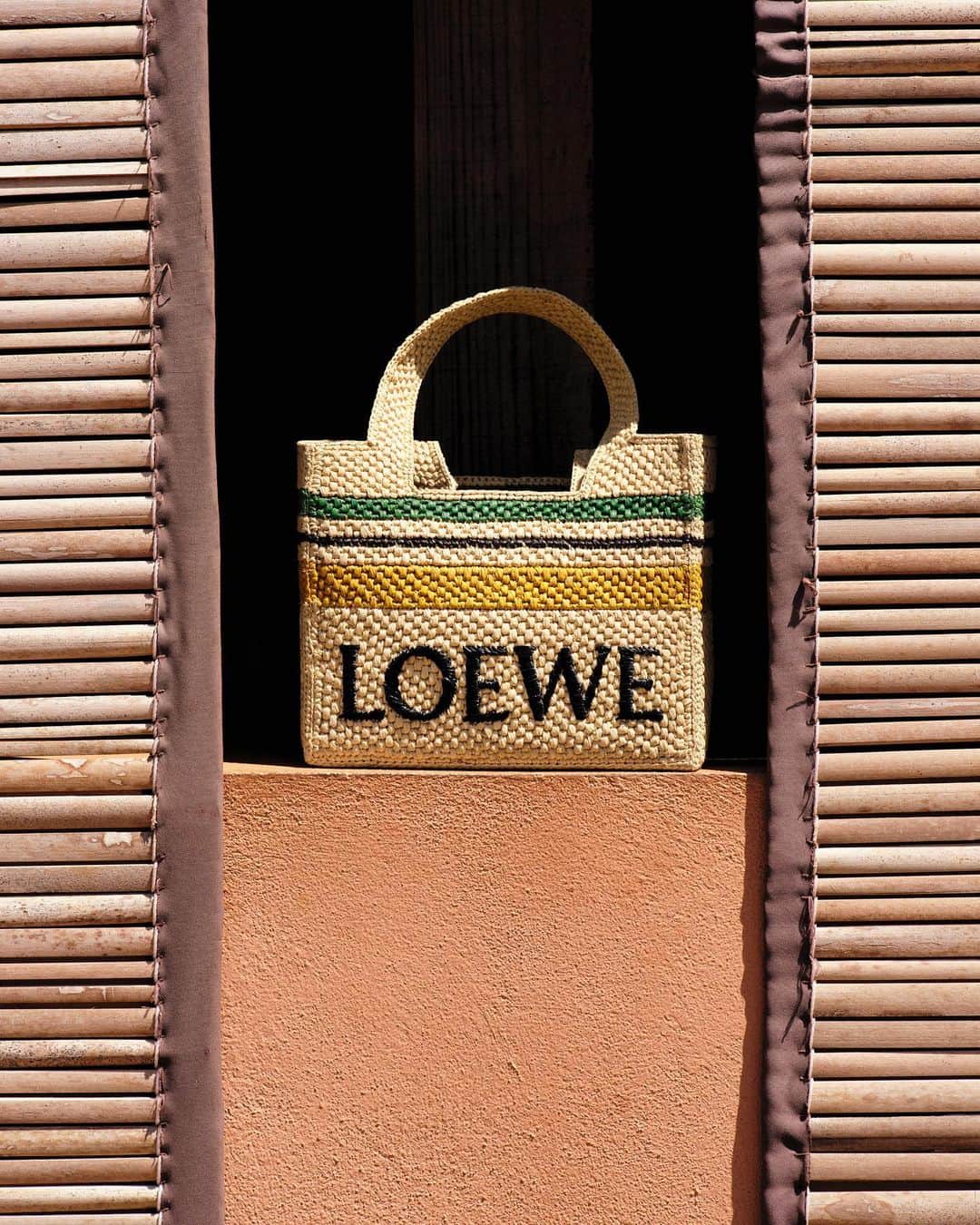 Loeweのインスタグラム