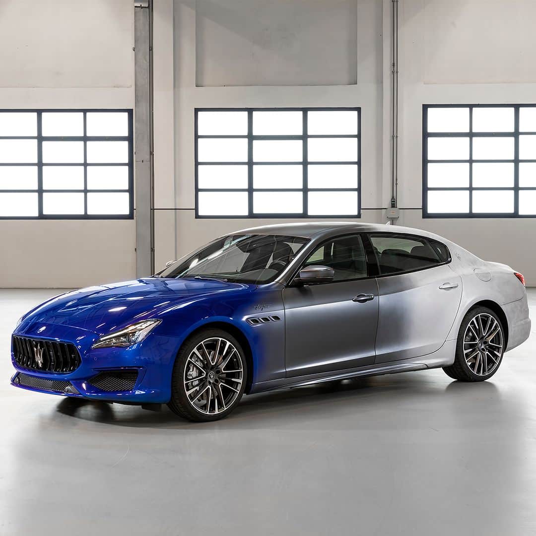 Maserati Japan | マセラティ ジャパンさんのインスタグラム写真 - (Maserati Japan | マセラティ ジャパンInstagram)「マセラティは、伝統的なV8 エンジンの最後を飾るべく、Zéda 特別エディションを発表。�伝説的なV8エンジンは電気化へバトンを繋ぎます。  https://www.maserati.com/jp/ja/news/maserati-electric-future-at-motor-valley-fest  #Maserati #マセラティ #MaseratiJapan #マセラティジャパン #MaseratiGhibliTrofeo #マセラティギブリトロフェオ #MaseratiLevanteTrofeo #マセラティレヴァンテトロフェオ #MaseratiQuattroporteTrofeo #マセラティクアトロポルテトロフェオ」5月23日 17時55分 - maseratijp