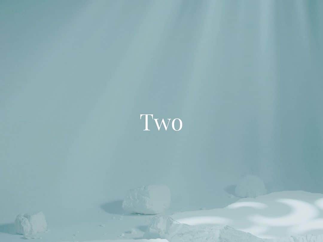 Snow Manさんのインスタグラム写真 - (Snow ManInstagram)「⁡ Two ⁡ ⁡ #ShotaWatanabe #渡辺翔太 #RenMeguro #目黒蓮 #SnowMan ⁡ #Two ⁡ #すのぐらむ」5月23日 21時00分 - snowman.official.9