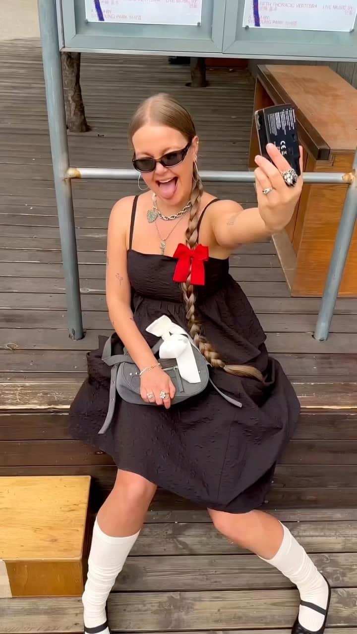 のインスタグラム：「It’s here 🎉 @irisamber’s curated party edit is now available on site 🦋 Get it while u can 🛍」