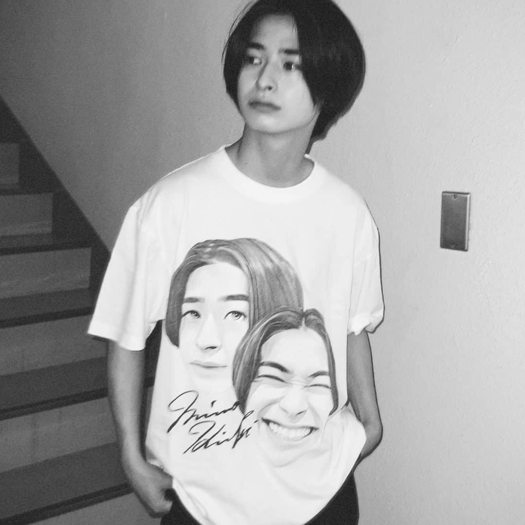 千葉彗太さんのインスタグラム写真 - (千葉彗太Instagram)「TikTokのアカウントをテーマに作ったTシャツ。 5/28(日)23:59までらしいです。 ストーリーのリンクから。 よければぜひ☺️ もーきっとこーゆうの販売しないと思います。きっと。」5月23日 18時59分 - ryuhei_kuramoto