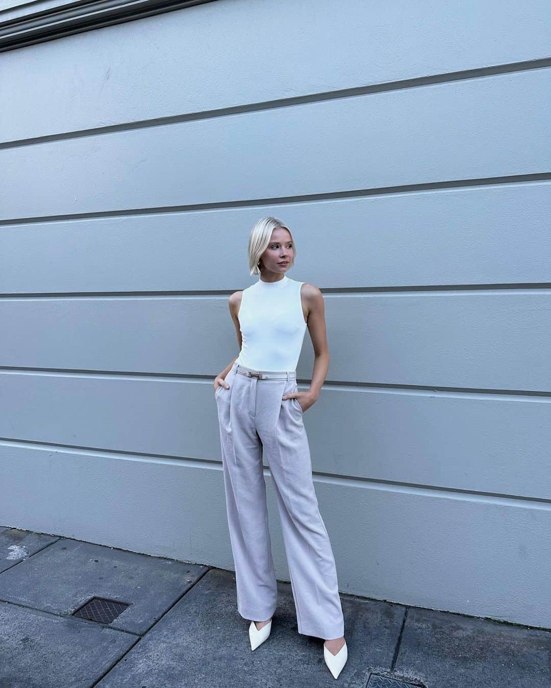 KOOKAI さんのインスタグラム写真 - (KOOKAI Instagram)「Winter Staple •• Shop the Ariel Pleated Pants in Dark Oat, new to boutiques and online #kookai」5月23日 19時07分 - kookai_australia