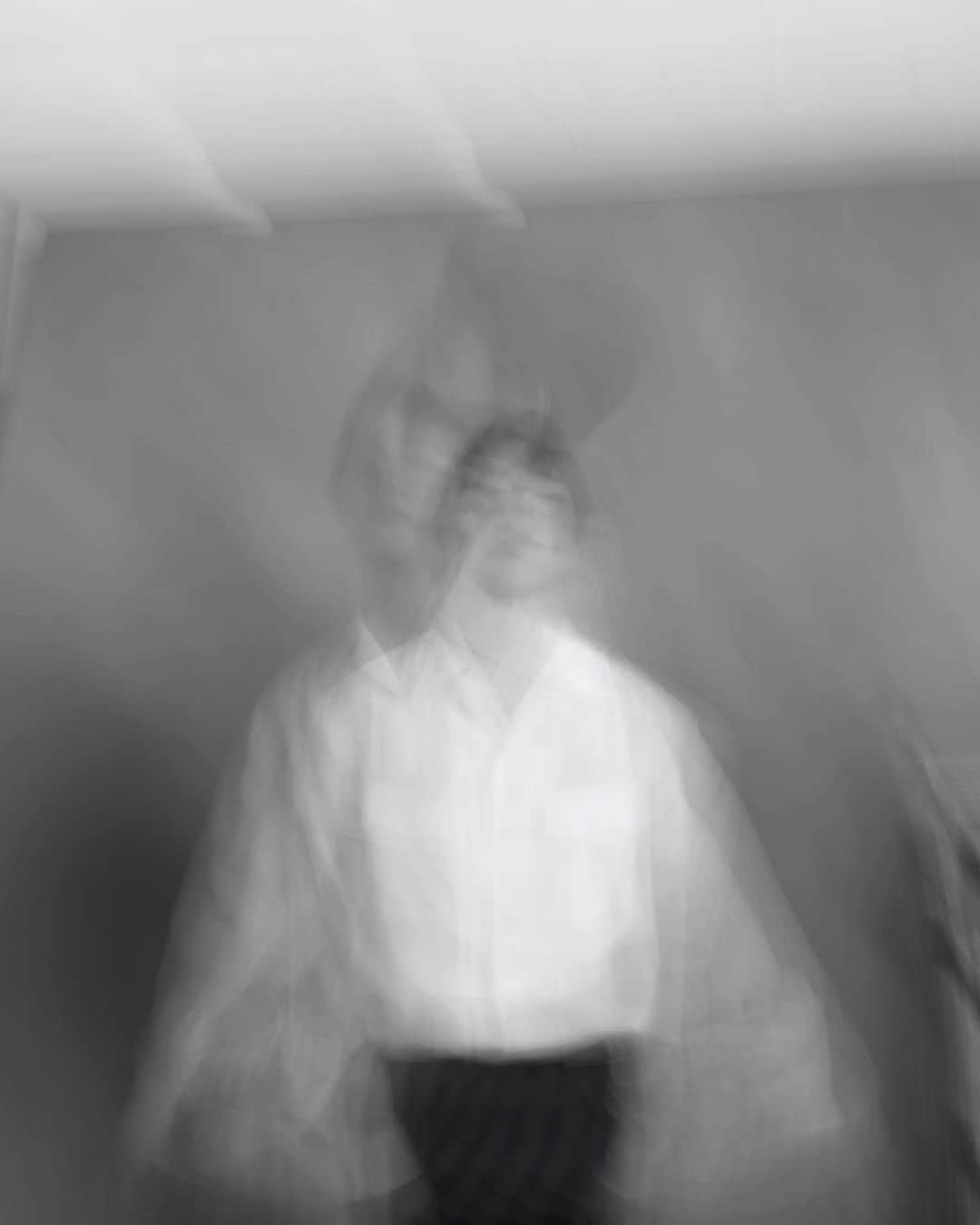 チャン・ギヨンさんのインスタグラム写真 - (チャン・ギヨンInstagram)「👤」5月23日 19時30分 - juanxkui