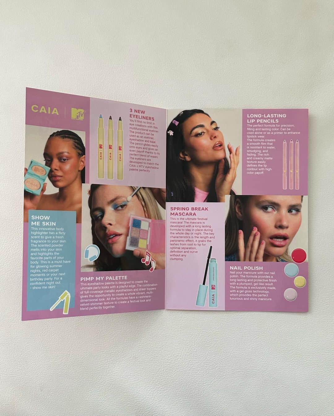 Bianca Ingrossoさんのインスタグラム写真 - (Bianca IngrossoInstagram)「Advertisement @caiacosmetics  2 days left 💘🪩💋 The biggest (!!!) fan of these products in this limited festival collection 🩷 But no joke, the finish of this highlighter, the ultimate party mascara & this god damn creamy burgundy eyeliner pencil that makes my eyes pop from miles 😮‍💨👏🏻💃🏻 Okay haha wait I can’t leave out the shimmer eyeshadow palette 🪩💘 Makes you look like a sparkling baaaaambi ✨  LAUNCHING THURSDAY 08.00 limited」5月23日 19時42分 - biancaingrosso