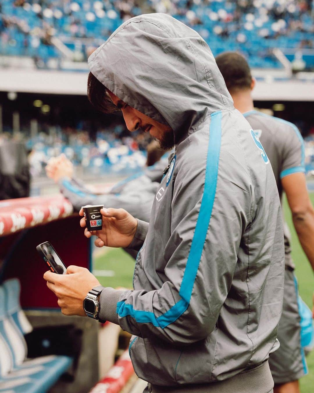 SSCナポリさんのインスタグラム写真 - (SSCナポリInstagram)「📸 Swipe per scoprire cosa stava fotografando Eljif   💙 #Napul3 #ForzaNapoliSempre #TuttoPerLei」5月23日 20時08分 - officialsscnapoli