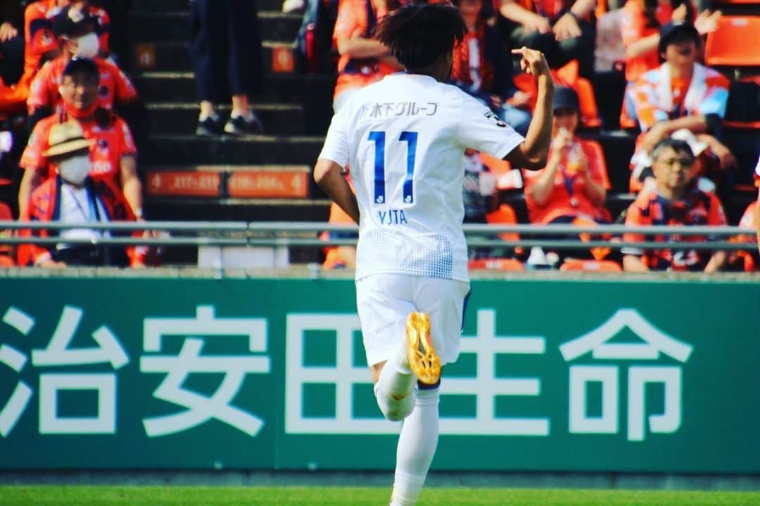 郷家友太のインスタグラム：「大宮戦も応援ありがとうございました。  引き分けで3連勝とはならなかったですが、切り替えて また1試合1試合勝ちを積み重ねていきたいと思います！  #vegalta」