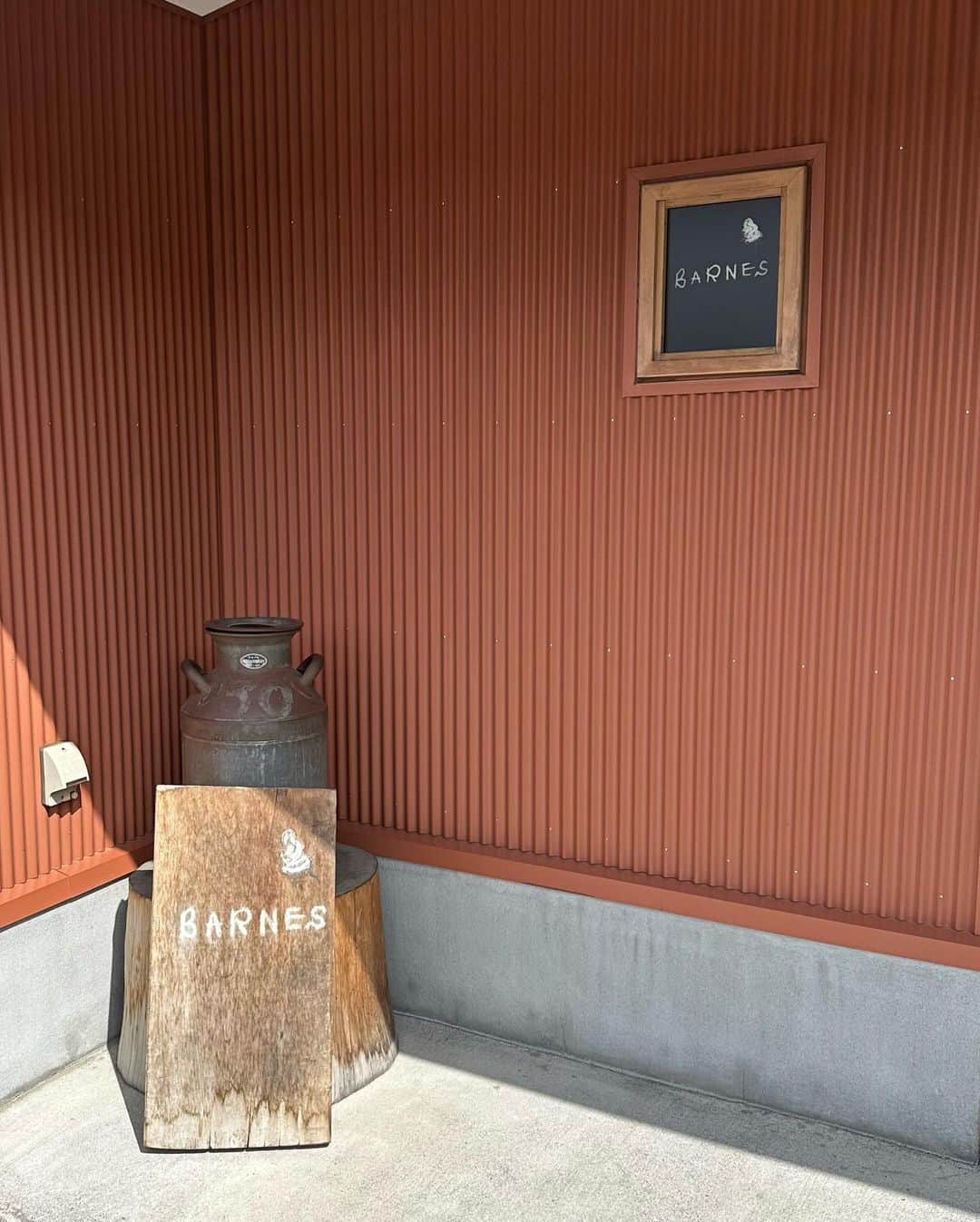 五條まりなさんのインスタグラム写真 - (五條まりなInstagram)「♡ 　 こよなく愛する、BARNES🍦 札幌観光の際は ぜひ！ 　 #barnes #バーンズ #ソフトクリーム #札幌ソフトクリーム」5月23日 20時24分 - marina.gojo