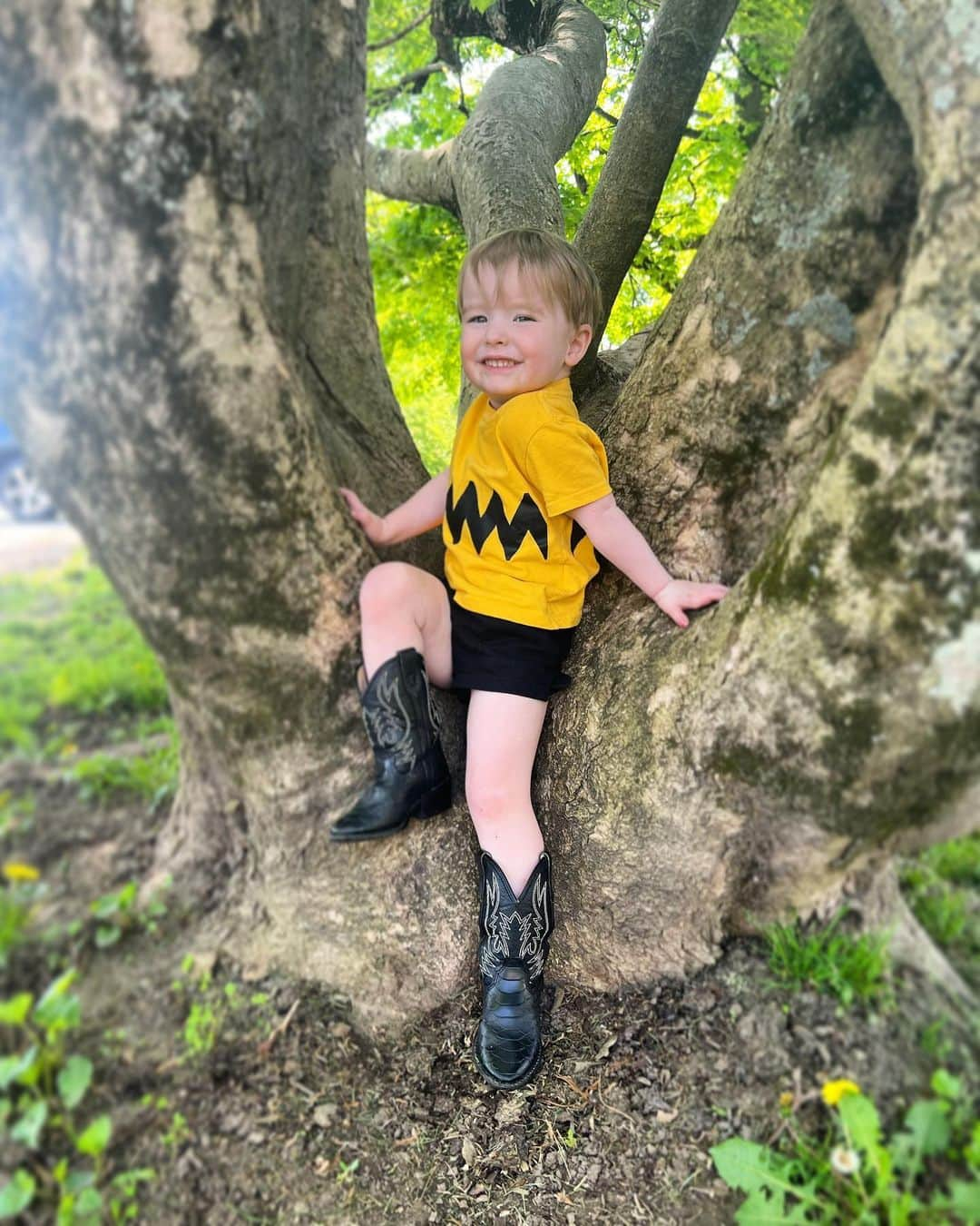 デイン・デハーンさんのインスタグラム写真 - (デイン・デハーンInstagram)「He’s 3!!!!」5月23日 21時02分 - danedehaan