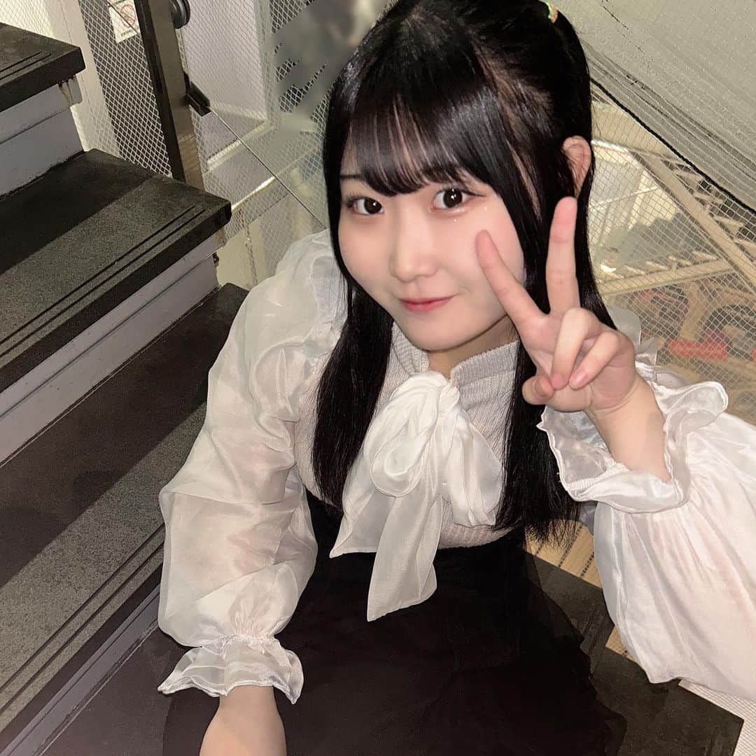 桃瀬ひよりさんのインスタグラム写真 - (桃瀬ひよりInstagram)「‪‪一緒に過ごそ〜〜  #名古屋 #アイドル #idol #fjk #jk  #jkブランド #jkの素敵な思い出 #女子高生 #高校生女子 #おーつー #O2 #緑色担当 #ハーフツイン #他撮り #フラッシュ #likeforlikes  #likeforfollow  #like4likes  #like #followforfollowback  #follow  #follow4followback  #いいね返し #コメント返し」5月23日 20時57分 - o2_hiyori