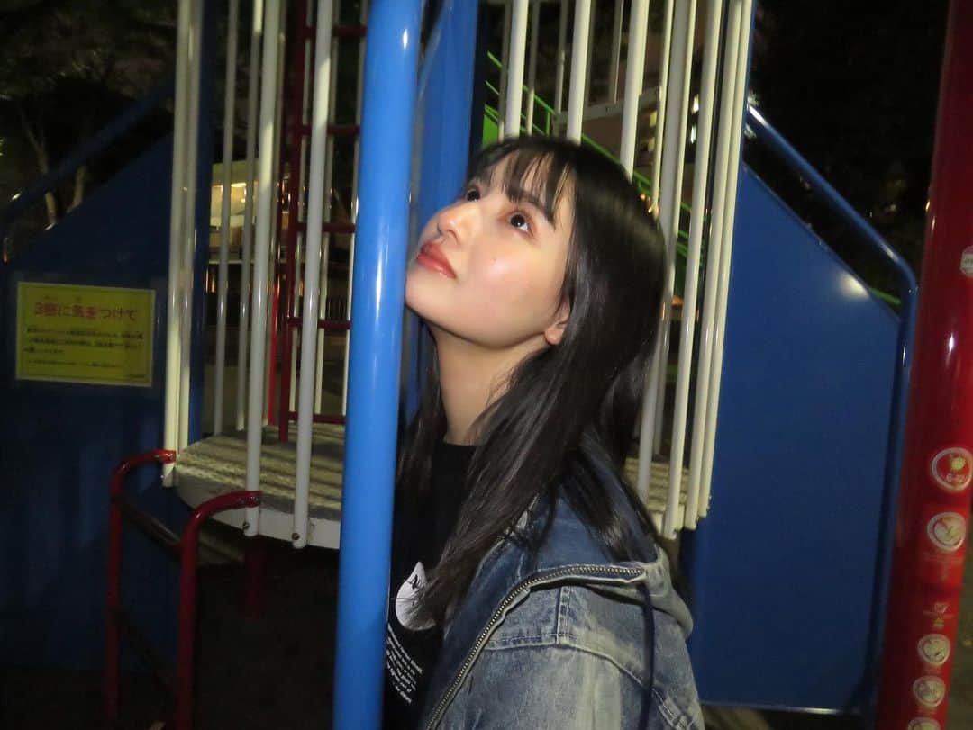のインスタグラム：「☺︎ だいぶ前の写真に撮ってもらった写真なんやけど いい感じだから載せちゃう（2年前）」