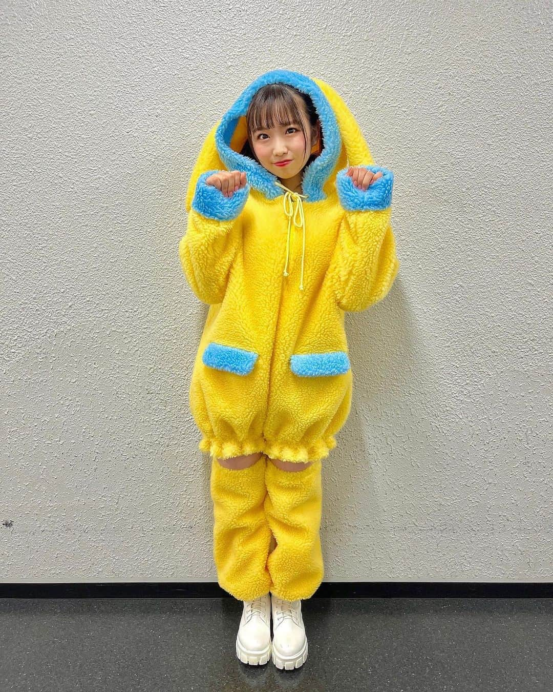 播磨かなさんのインスタグラム写真 - (播磨かなInstagram)「💗 AYAKA NATION2023 　 うさぎ🐰💛  にんじん🥕けっこうふかふかだったかな! 播磨かな!」5月23日 21時32分 - harima__official