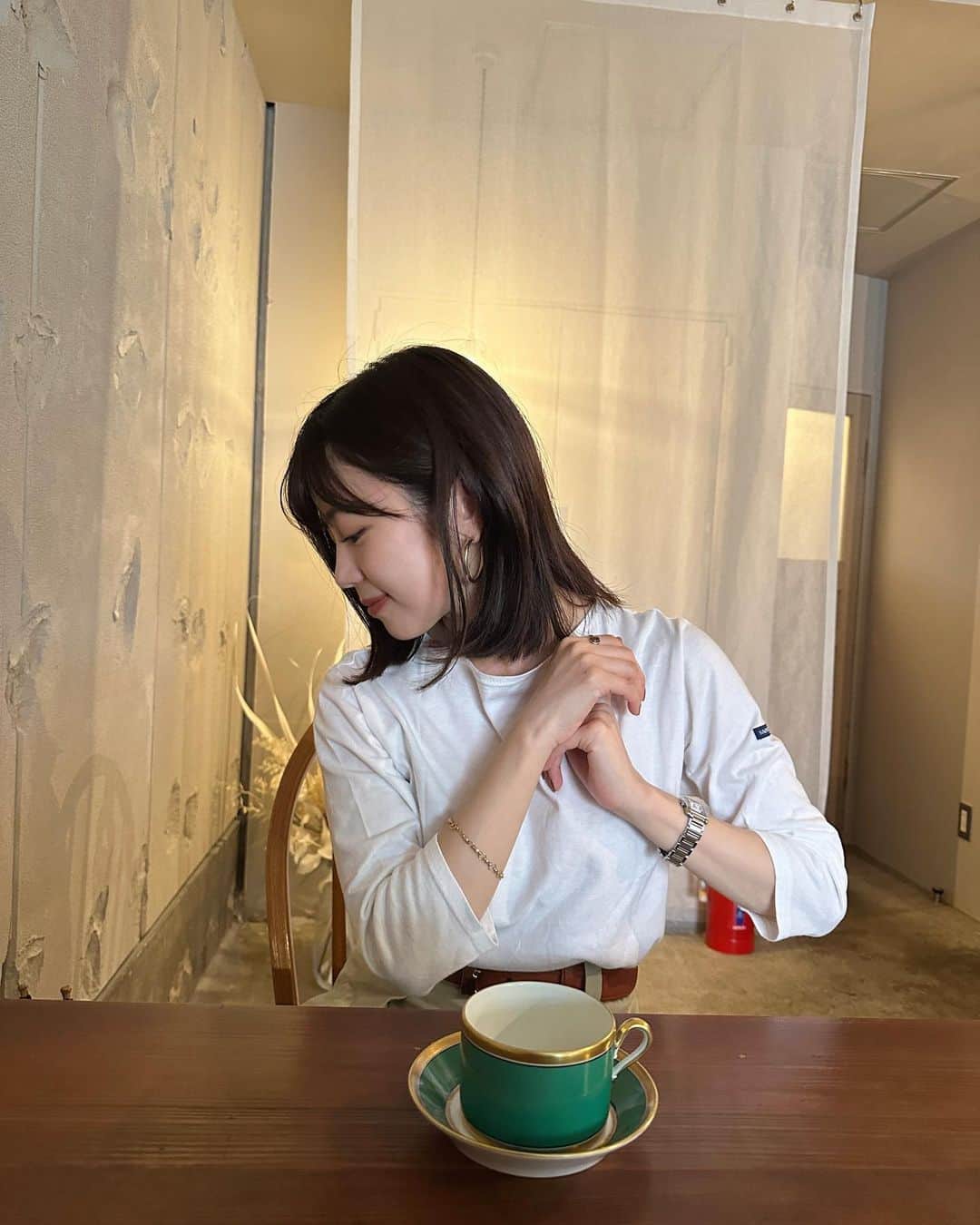 mizukiさんのインスタグラム写真 - (mizukiInstagram)「コーヒー飲みに行こう、という要望にこの日も優しく着いてきてくれた☕️ ㅤㅤㅤㅤㅤㅤㅤㅤㅤㅤㅤㅤㅤ 生クリームの上に乗っている桜の塩漬けがケーキと合っててすごくおいしかったなぁ🙆‍♀️🍵🌸 ㅤㅤㅤㅤㅤㅤㅤㅤㅤㅤㅤㅤㅤ #東京カフェ#カフェ#想像の雨」5月23日 22時07分 - mizukidrop