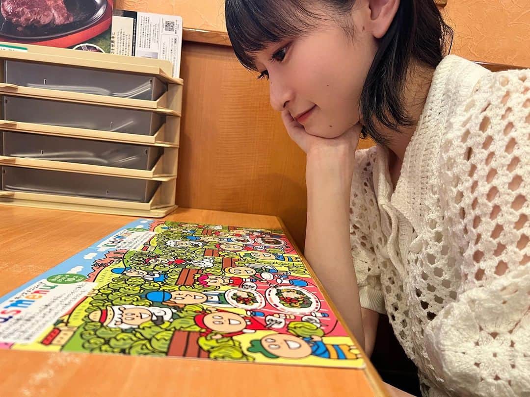 宮本佳林さんのインスタグラム写真 - (宮本佳林Instagram)「♡  家族とサイゼ👨‍👩‍👦  #たらこそーすししりーふう  #間違い探し難しい  #ラムステーキも食べた」5月23日 22時55分 - karin_miyamoto.official