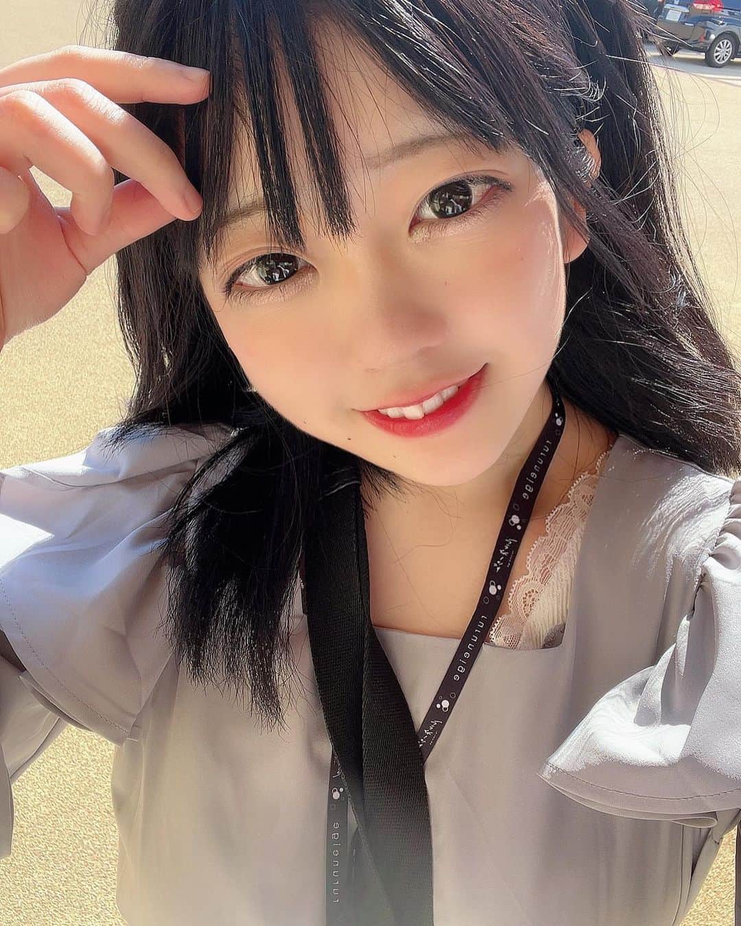 のインスタグラム：「.  よく ライブ中の笑顔がとても良いですね  て  言われるんだ〜  笑顔にさせてくれて ありがとう  . . .  だいすきやよ〜  .」