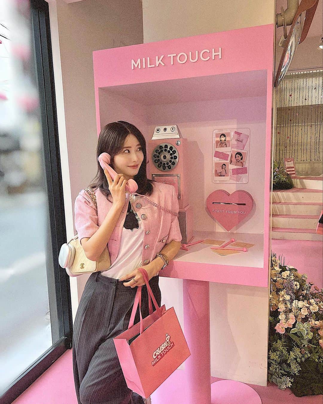 一木美里のインスタグラム：「🥛💘🩷  はじめてのmilktouch❤︎ 使うのが楽しみです🫶🏻  #MilkTouch#ミルクタッチ#밀크터지#harajuku#韓国コスメ#popup#TWICE」