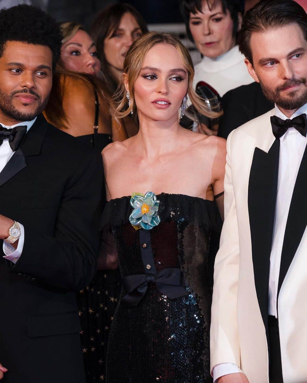 Blonde Saladさんのインスタグラム写真 - (Blonde SaladInstagram)「Lily-Rose Depp steals the spotlight at the 76th Cannes Film Festival, after her arrival in a little black dress, the actress shone in a vintage Chanel gown from the Fall Winter 1994 collection the actress walked the red carpet alongside director Sam Levinson and The Weeknd. World premiering at the Cannes Film Festival the highly anticipated HBO series THE IDOL, in Italy exclusively on @skyitalia and streaming only on @nowtvit from June 5. Co-created by Sam Levinson (Euphoria), Abel "The Weeknd" Tesfaye and Reza Fahim, The Idol stars Abel "The Weeknd" Tesfaye and Lily-Rose Depp.   After a nervous breakdown derails her last tour, Jocelyn (Lily-Rose Depp) is determined to regain her rightful status as America's biggest and sexiest pop star. Reigniting her passions is Tedros (Abel "The Weeknd" Tesfaye), a nightclub impresario with a sordid past. Will her romantic awakening take her to glorious new heights or plunge her into the darkest depths of her soul?  📸 Courtesy of Sky   #TheIdol #LilyRoseDepp #TvSeries #Cannes #Chanel #TheBlondeSalad」5月23日 23時45分 - theblondesalad