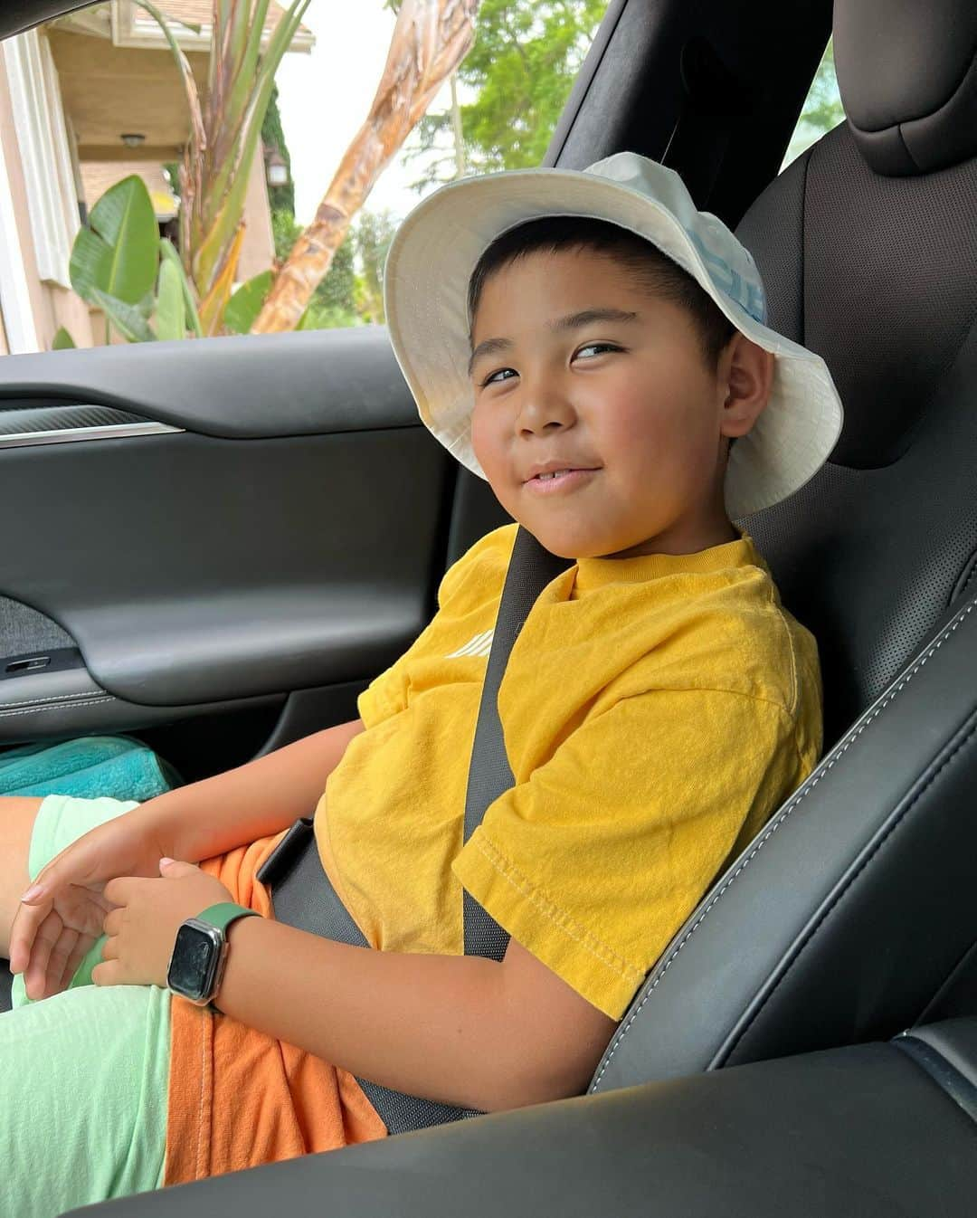 ベン・ボーラーのインスタグラム：「9 years ago today, my 2nd born child, Ryder Benjamin Yang was brought into the world. Please greet this young man a very Happy Birthday. I couldn’t imagine a life without my kids, my sole purpose in life is to guide them, provide for them and help them flourish. Nothing can break our bond. 🙏🏽❤️ #YangGang #CBC 🇰🇷🇵🇭」