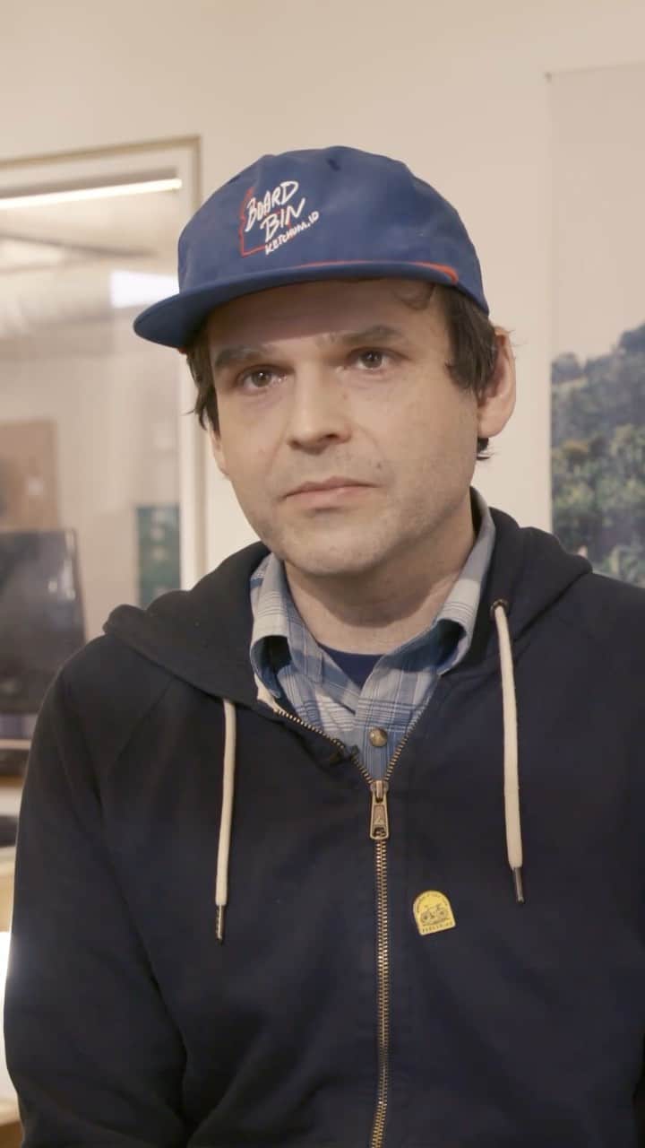 Stumptown Coffee Roastersのインスタグラム：「Kyle Larson has been a valued member of Stumptown Coffee Roasters for 18 years. ❤️  During his time, he has honed his skills as a coffee roaster and is now our Green Coffee Quality Control Coordinator.   Moreover, he is an active member of the Stumptown DEI Committee and recently received his Q grader certification. Kyle’s extensive experience provides valuable insights into the quality of our coffee and how to enhance our culture further.   Here is a glimpse into Kyle’s experience and mentality surrounding his craft. 🧠☕️」