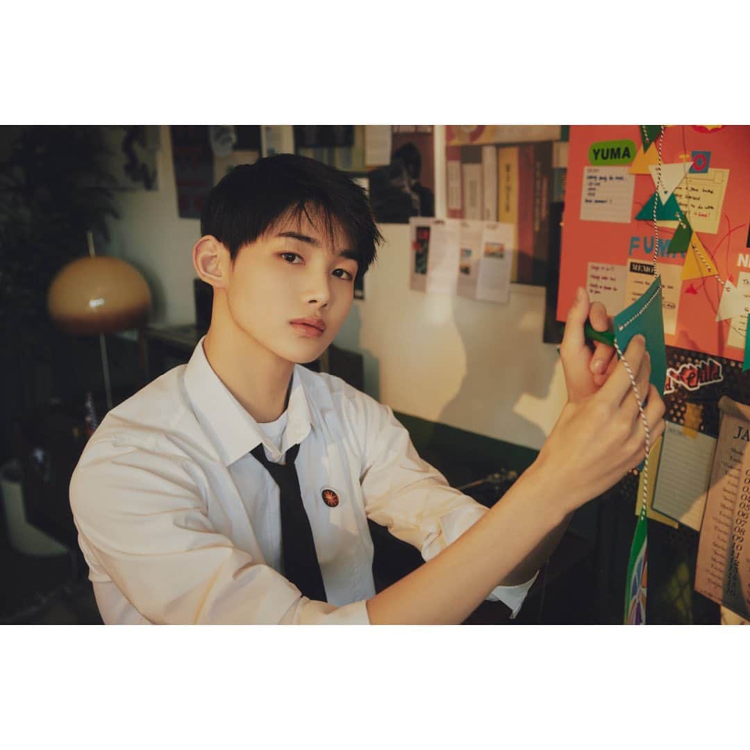 &TEAMさんのインスタグラム写真 - (&TEAMInstagram)「First Howling : WE  Concept Photo #BLOOM #JO   2023.06.14 0:00 JST/KST  #andTEAM #FirstHowling_WE」5月24日 0時13分 - andteam_official