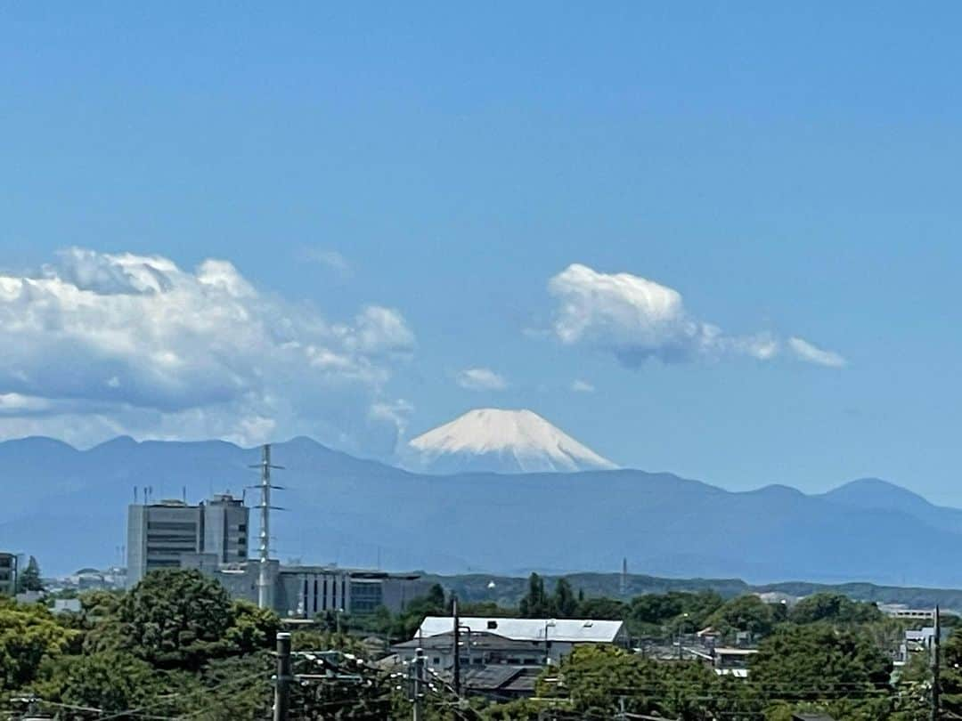 石黒彰のインスタグラム：「ちと雲☁️出てるけど😊。」