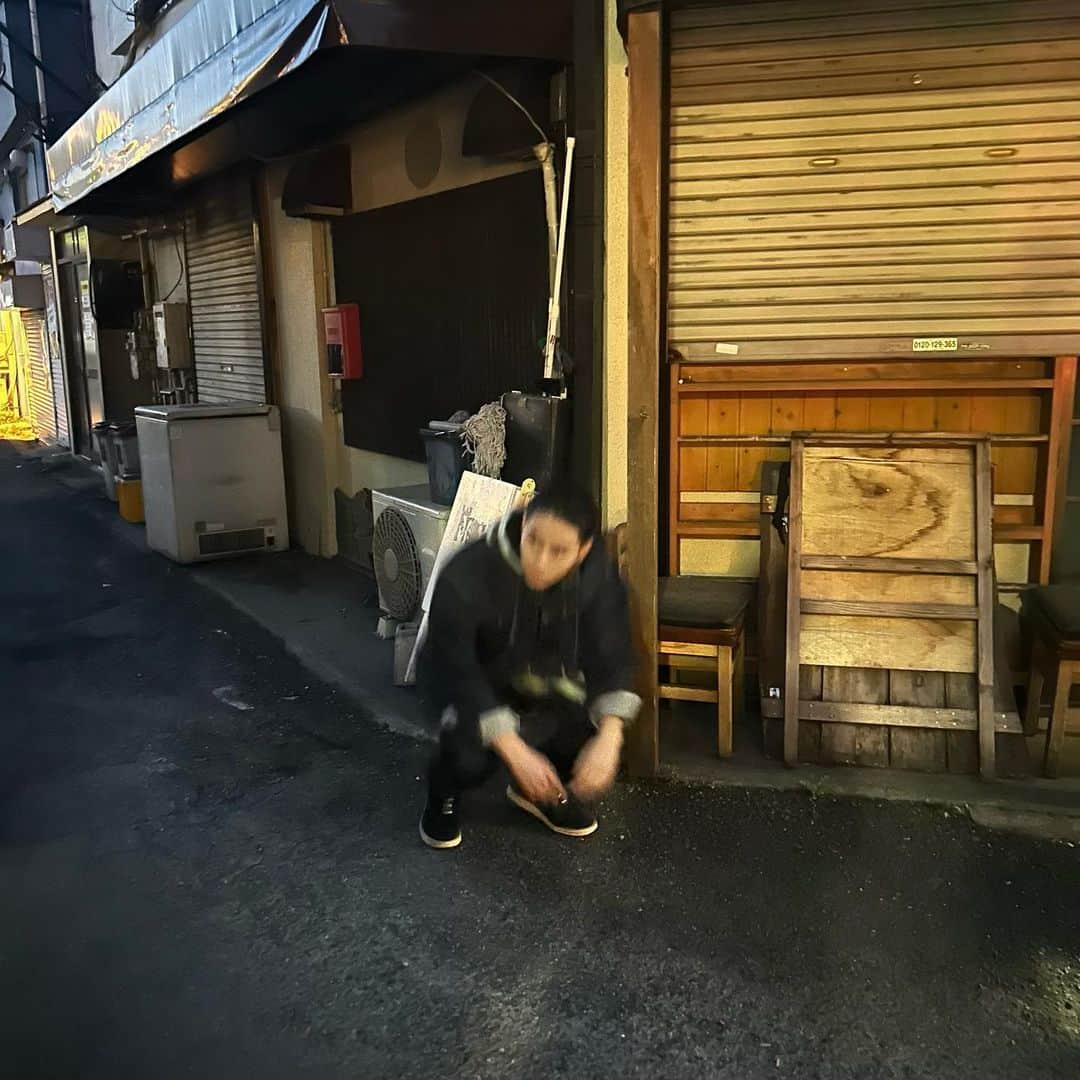 松村和哉さんのインスタグラム写真 - (松村和哉Instagram)「生誕生写真メイキング。」5月24日 9時56分 - tomoyamatsumura_415