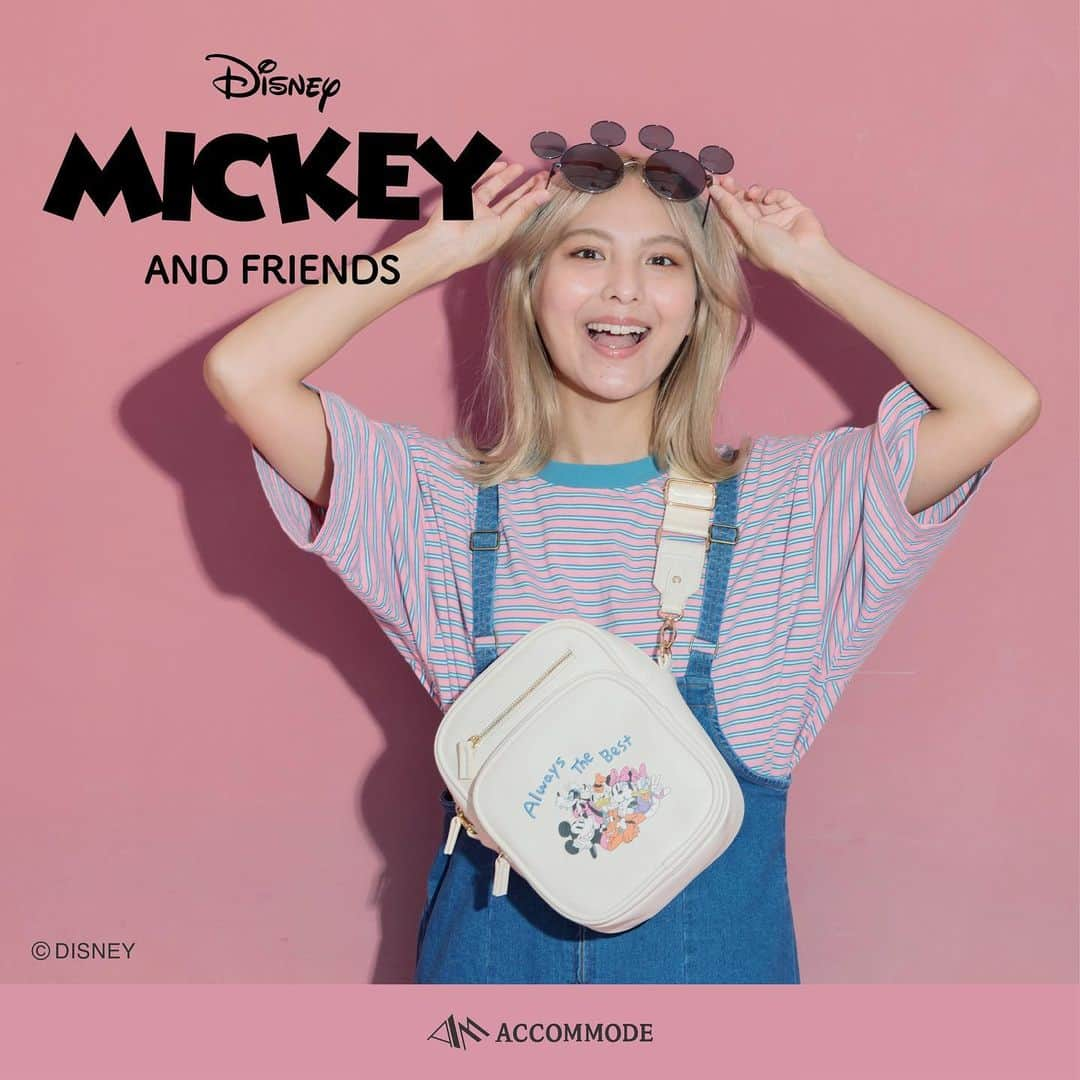 Accommodeさんのインスタグラム写真 - (AccommodeInstagram)「【 Just Released 】📢  ACCOMMODE DISNEY COLLECTIONより ミッキー＆フレンズのシリーズが新登場🌈  友達とお揃いで持って出かけたくなるような ワクワクするデザインが夏らしい🌞💓  ミツマルポーチがついていたり キャラクターが刺繍🪡のデザインになっていたり カラビナ付きのリップケースまで☁️✨  遊び心たっぷりのアイテムたちを 夏のレジャーシーンやテーマパークのお供に...🎪✨🌈  詳しくは商品タグ🏷もしくは プロフィールリンクより✔︎ @accommode   #accommode #アコモデ  #アコモデディズニー #ミッキーアンドフレンズ  #お揃いコーデ #リンクコーデ  #夏ディズニー #夏バッグ  #ディズニーコーデ  #ミッキーコーデ #ミニーコーデ  #ドナルドコーデ #デイジーコーデ  #グーフィーコーデ  #ディズニー好きな人と繋がりたい」5月24日 12時00分 - accommode