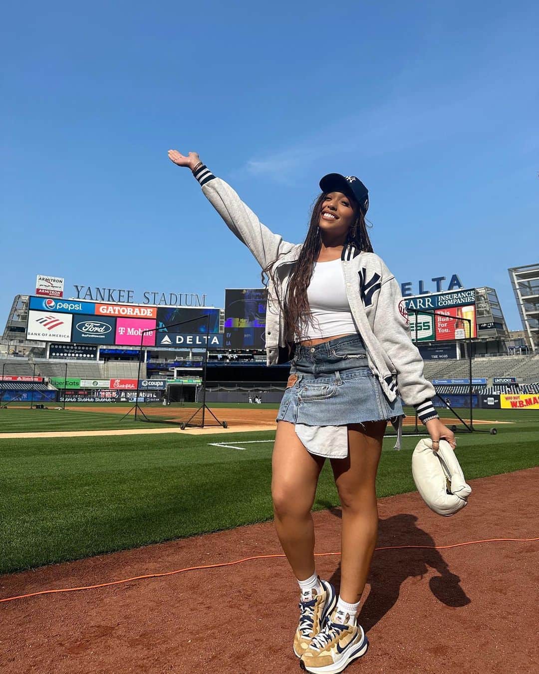 ジョーディン・ウッズのインスタグラム：「take me out to the ball game ⚾️」