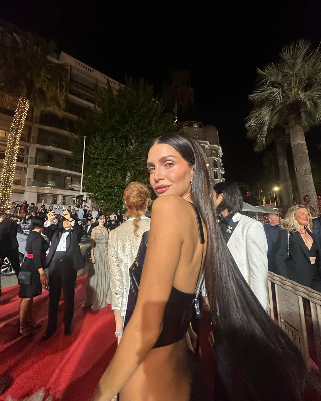 サイラ・ナラさんのインスタグラム写真 - (サイラ・ナラInstagram)「Au revoir 🇫🇷🌹 #cannes2023  Gracias @campariofficial   @fabianzitta @anitakorman @noedeledicque_ @charlottetilbury @multitalentoficial @ls_loly @simonetta.orsini」5月24日 10時46分 - zaira.nara