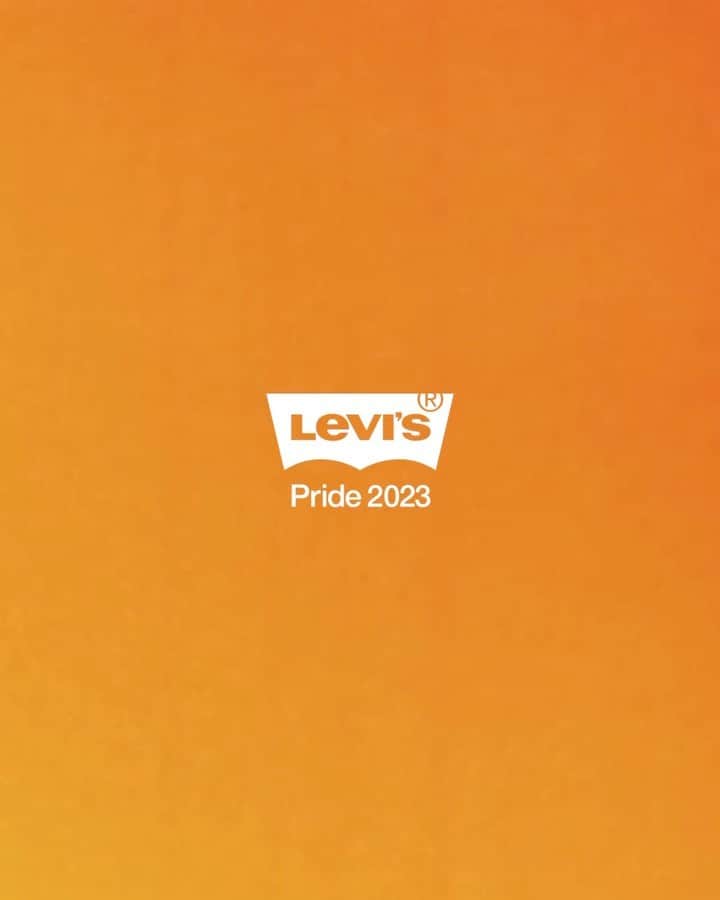 Levi’sのインスタグラム：「How do you show up? #LevisPride  Hit up our stories or link in bio to explore our Pride 2023 collection and meet the cast—6 LGBTQ+ individuals from around the globe who are making the world a better place by being themselves and helping others do the same.  Photo: @analoguepapi」