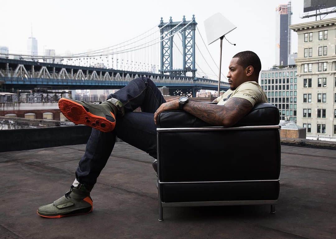 ラグ&ボーンのインスタグラム：「THE KING OF NEW YORK. Nineteen seasons in the NBA, a few iconic collaborations and more than a decade of friendship. Thank you, Melo.」