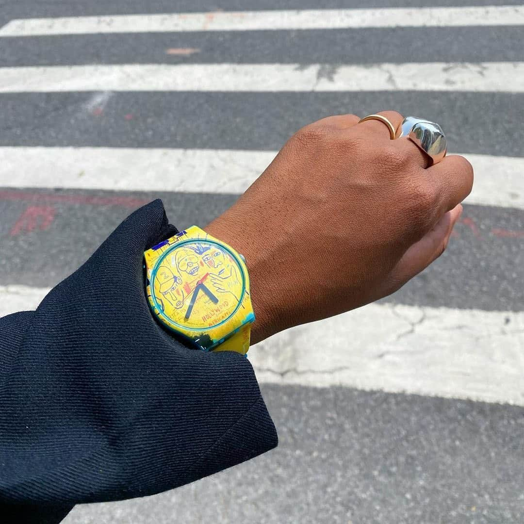 Swatchさんのインスタグラム写真 - (SwatchInstagram)「@rajni_jacques looking like a work of art 🖼 #Swatch #SwatchxBasquiat #SwatchArtJourney」5月24日 4時04分 - swatch